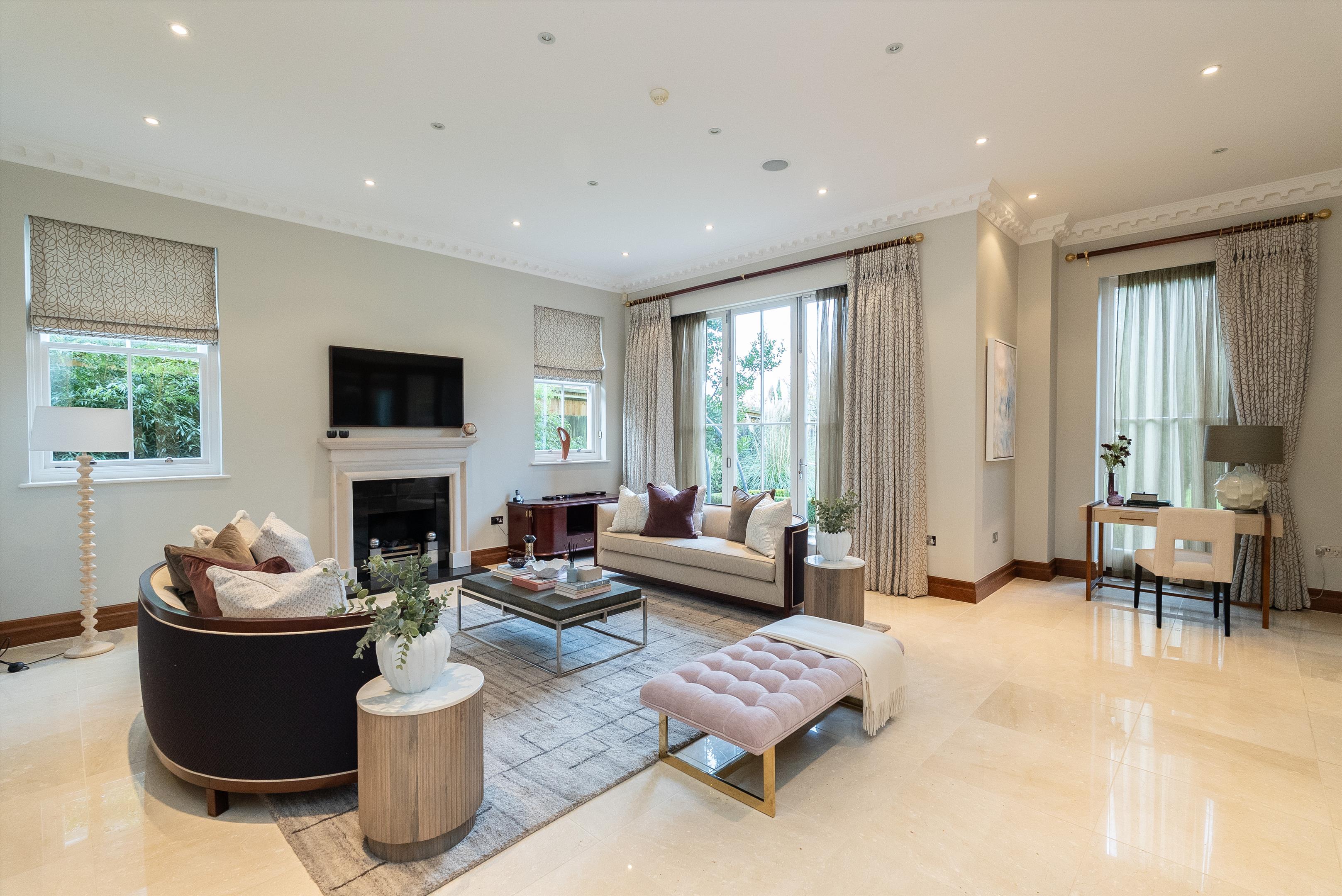 Leys Road, Oxshott, Leatherhead, Surrey, KT22