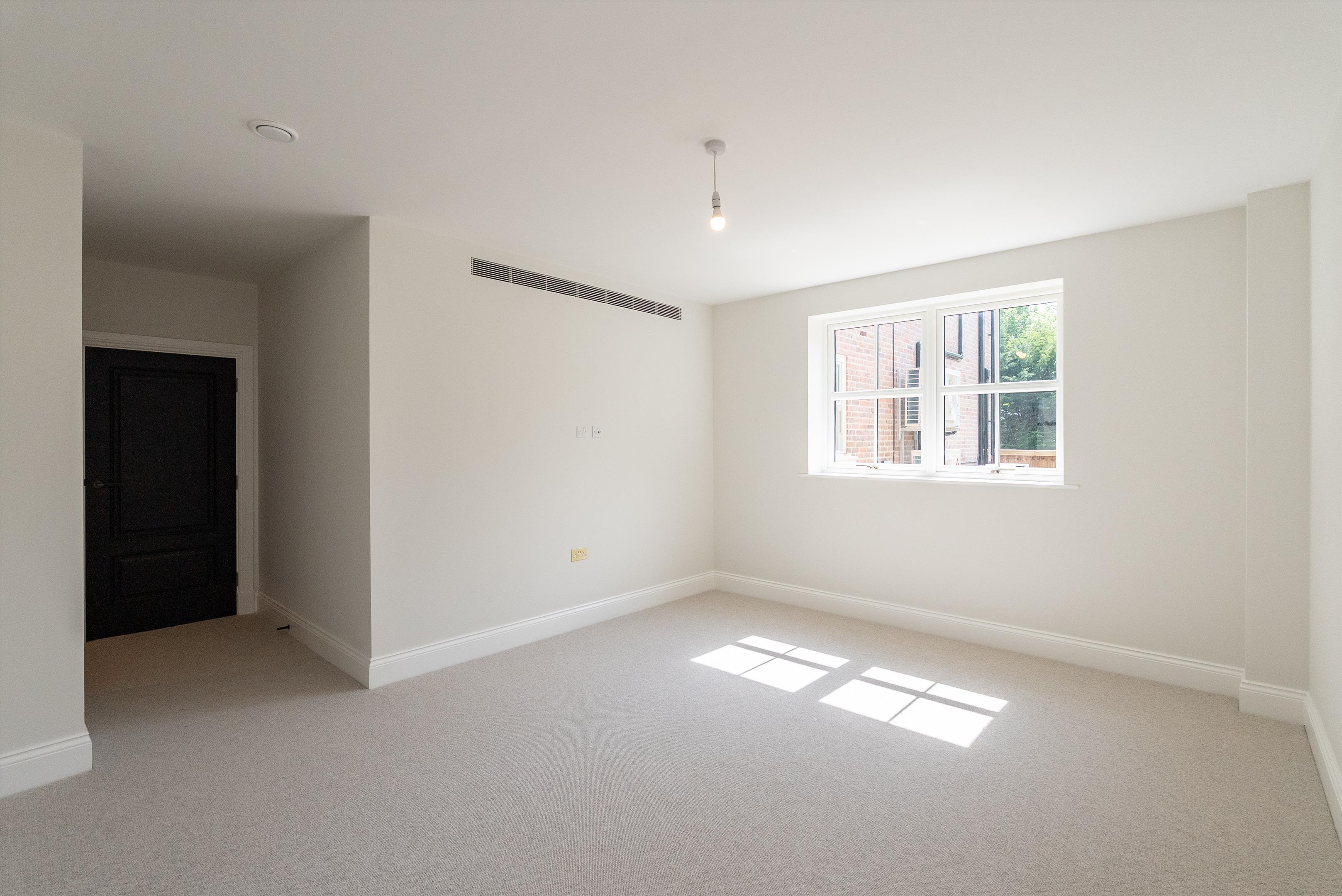 Leigh Court Close, Cobham, KT11