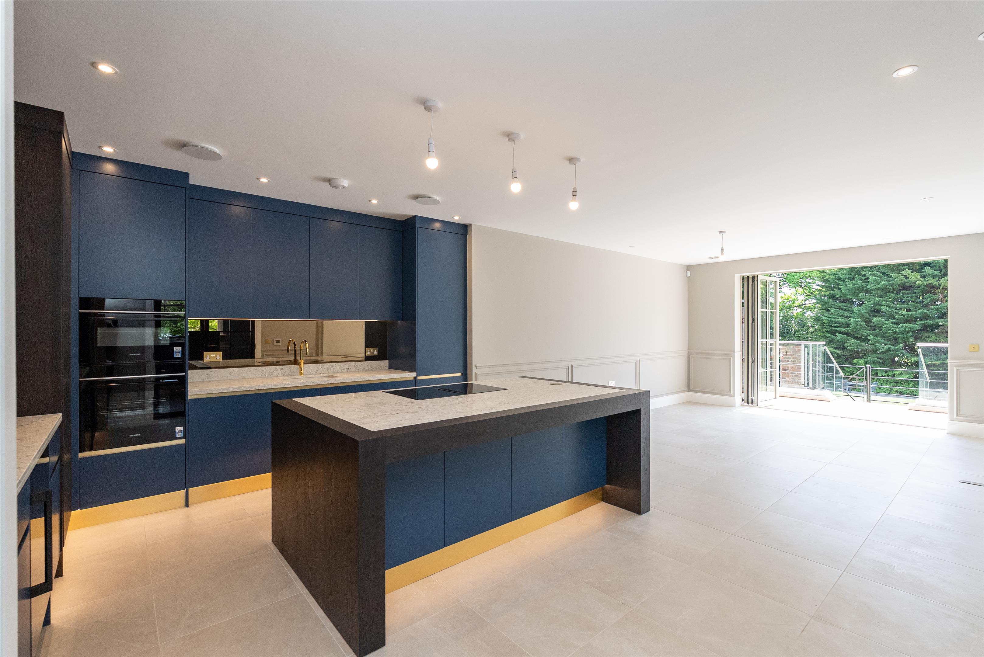 Leigh Court Close, Cobham, KT11