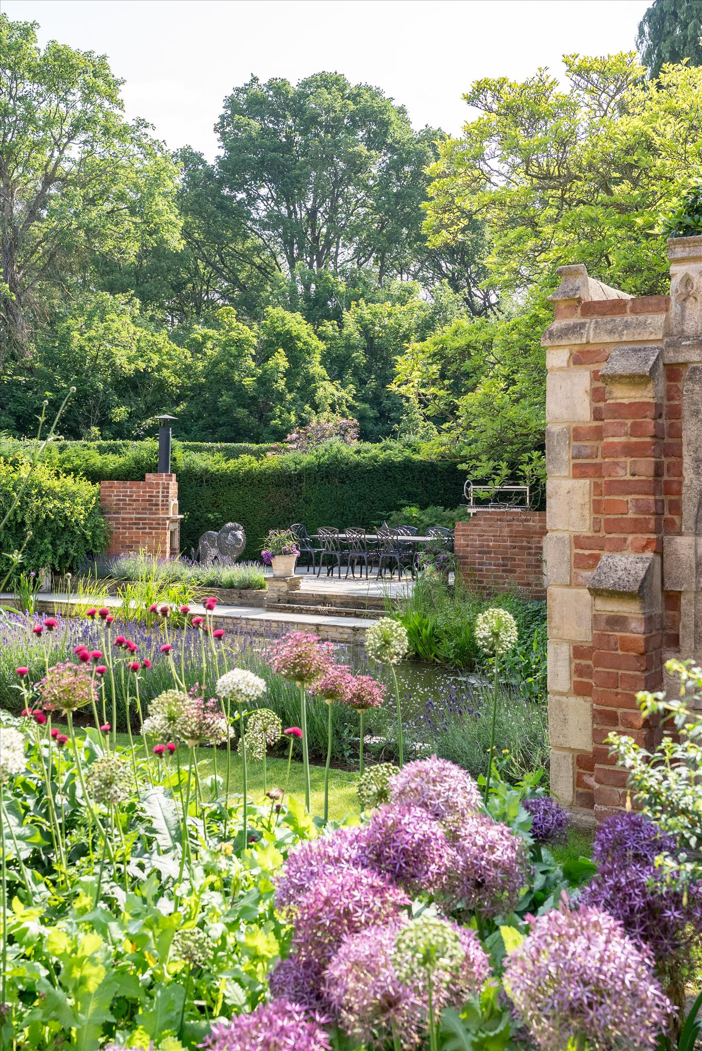 Portsmouth Road, Cobham, Surrey, KT11