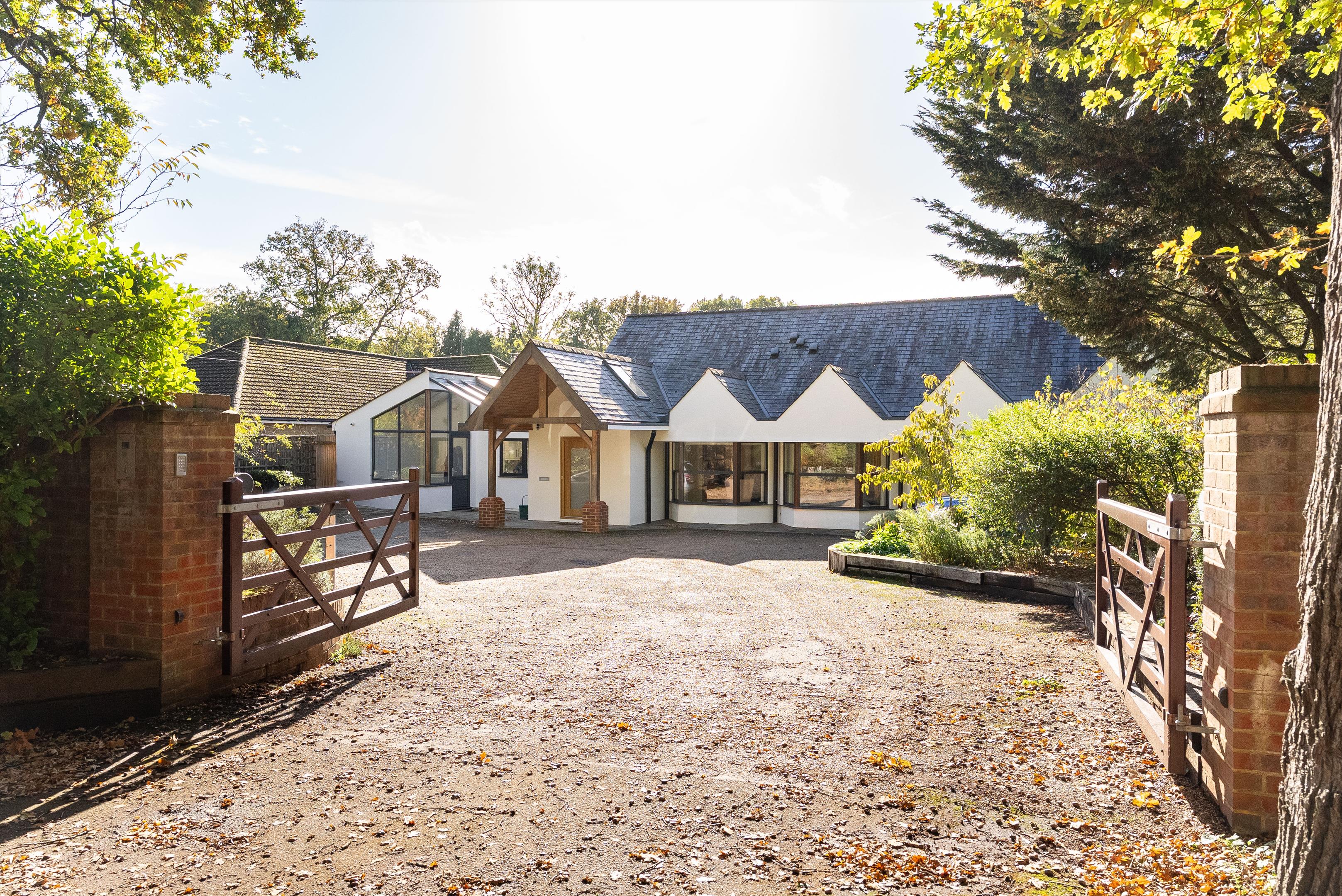 The Glade, Fetcham, Leatherhead, Surrey, KT22