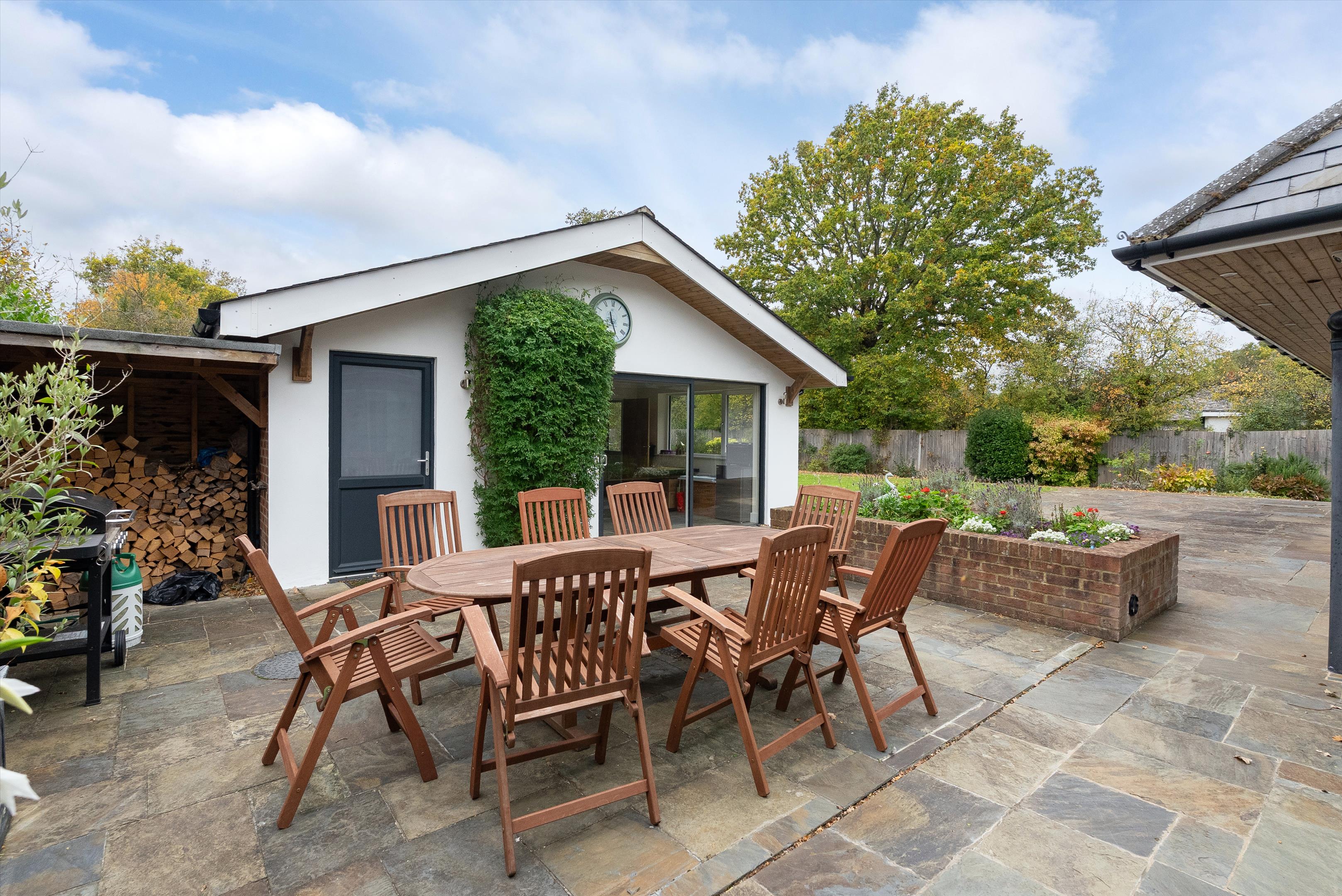The Glade, Fetcham, Leatherhead, Surrey, KT22