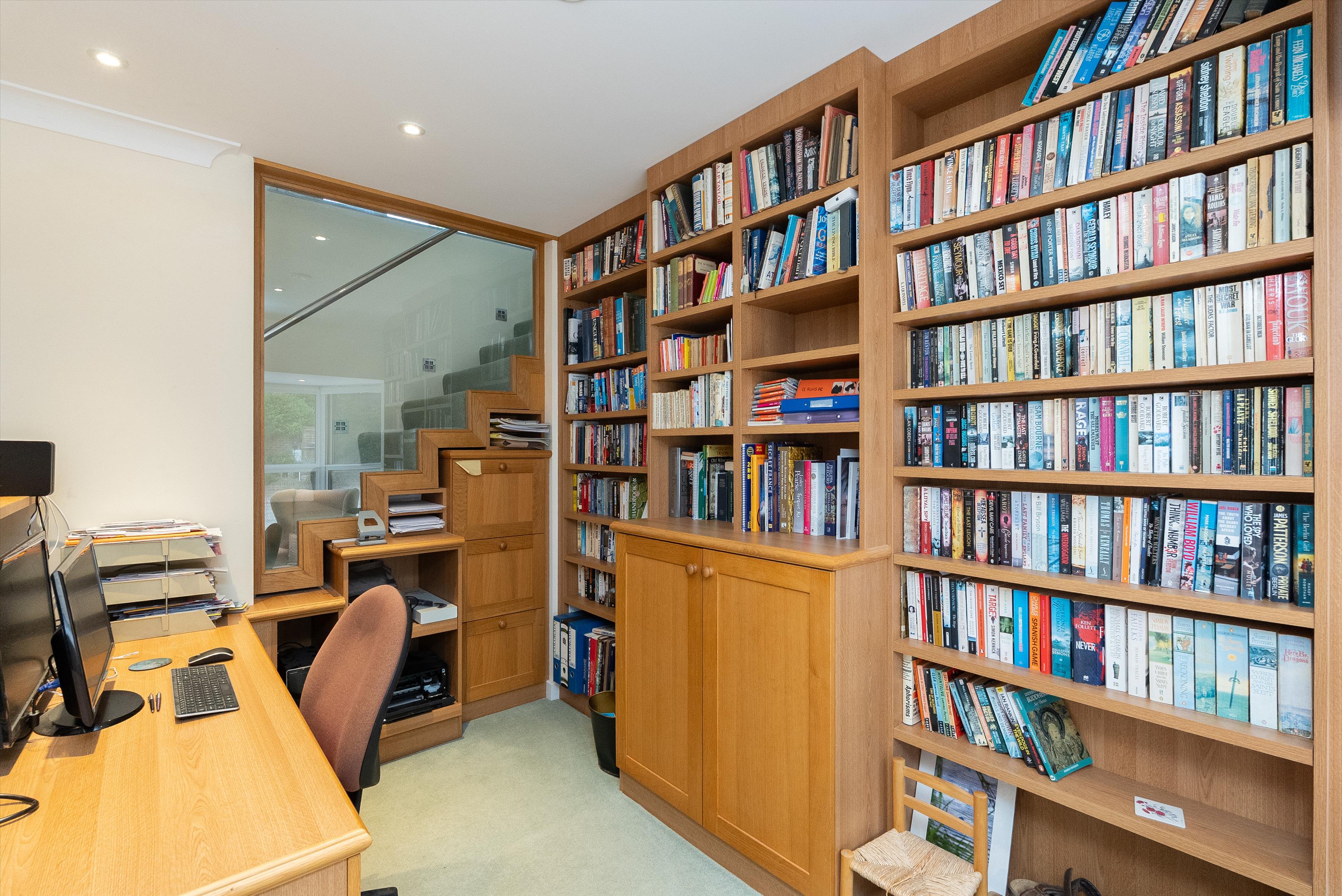 The Glade, Fetcham, Leatherhead, Surrey, KT22