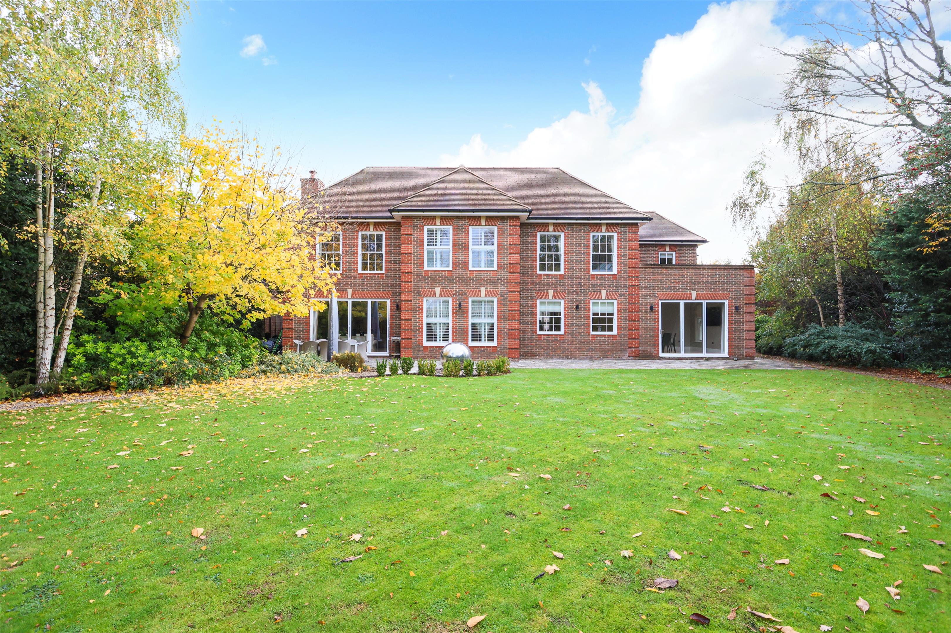 Brook Farm Road, Cobham, Surrey, KT11