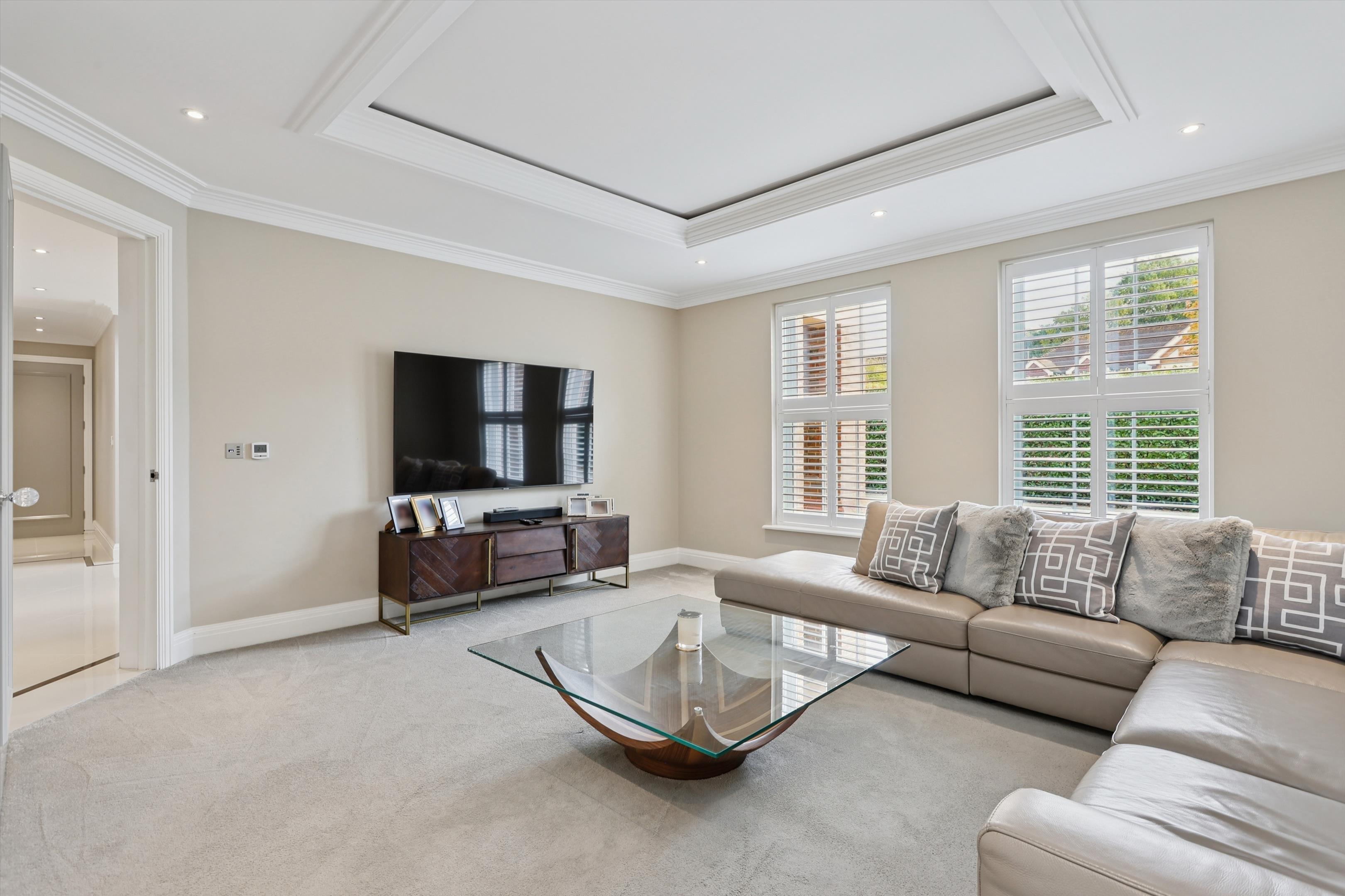 Brook Farm Road, Cobham, Surrey, KT11