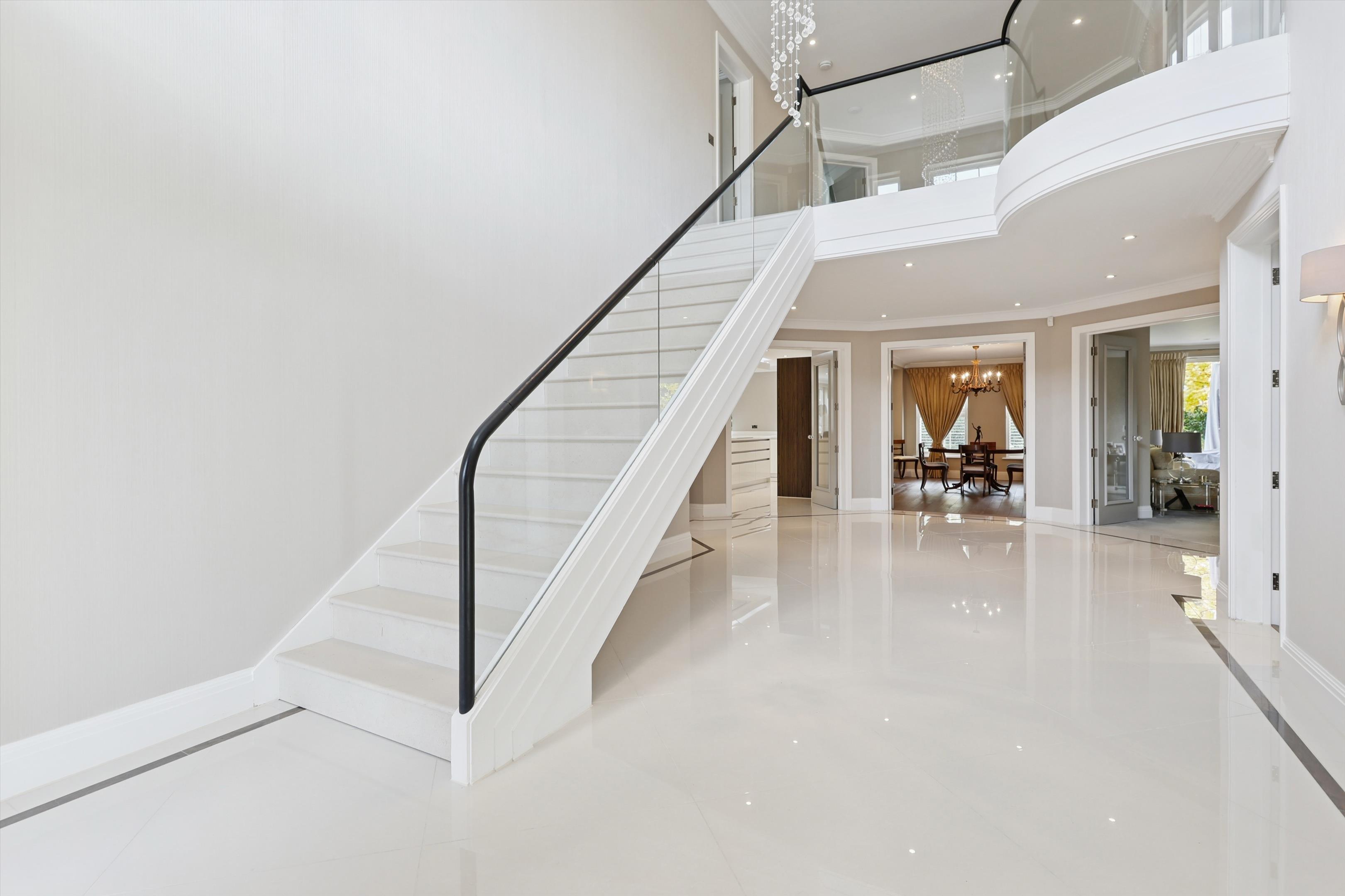 Brook Farm Road, Cobham, Surrey, KT11