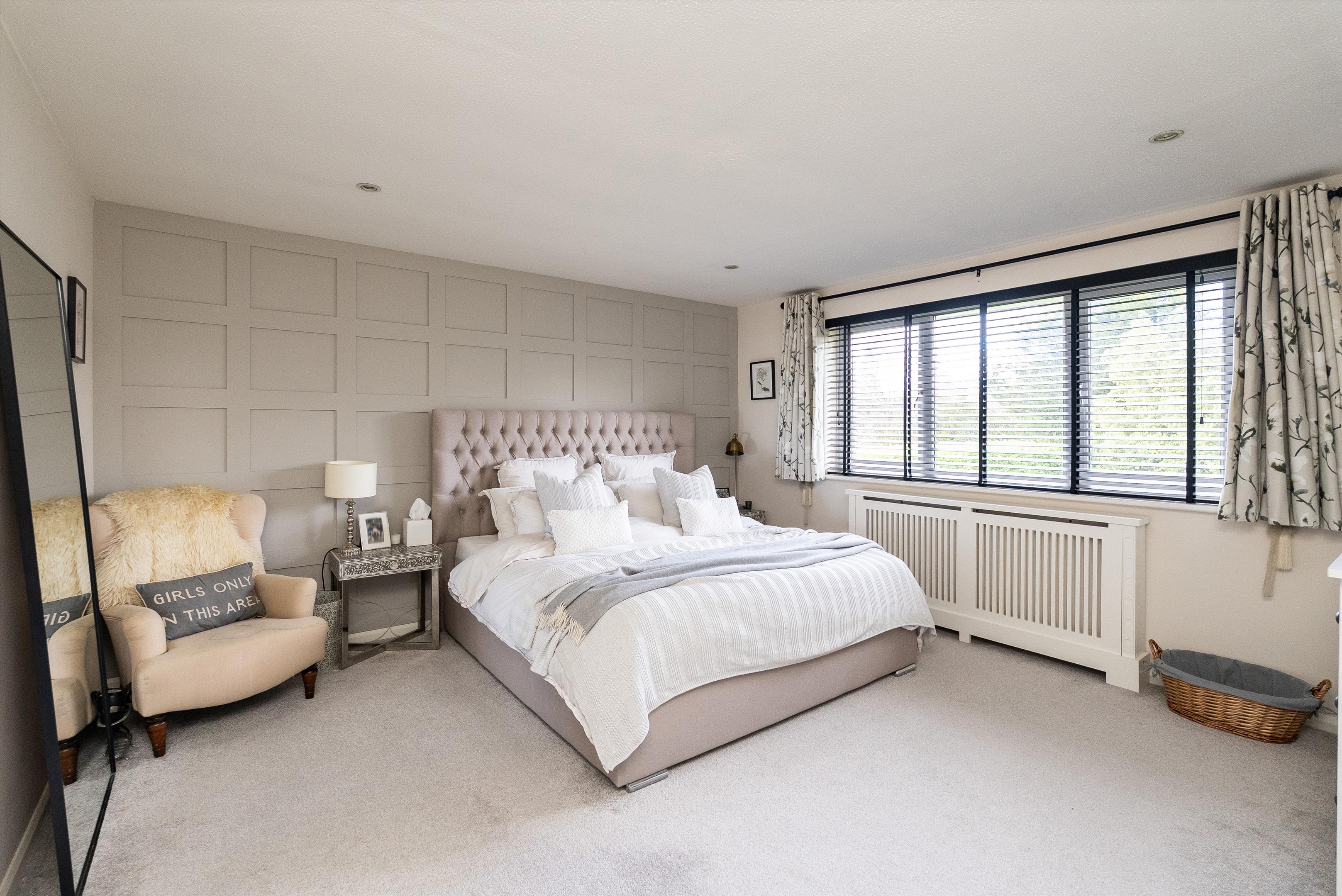 Fairacres, Cobham, Surrey KT11