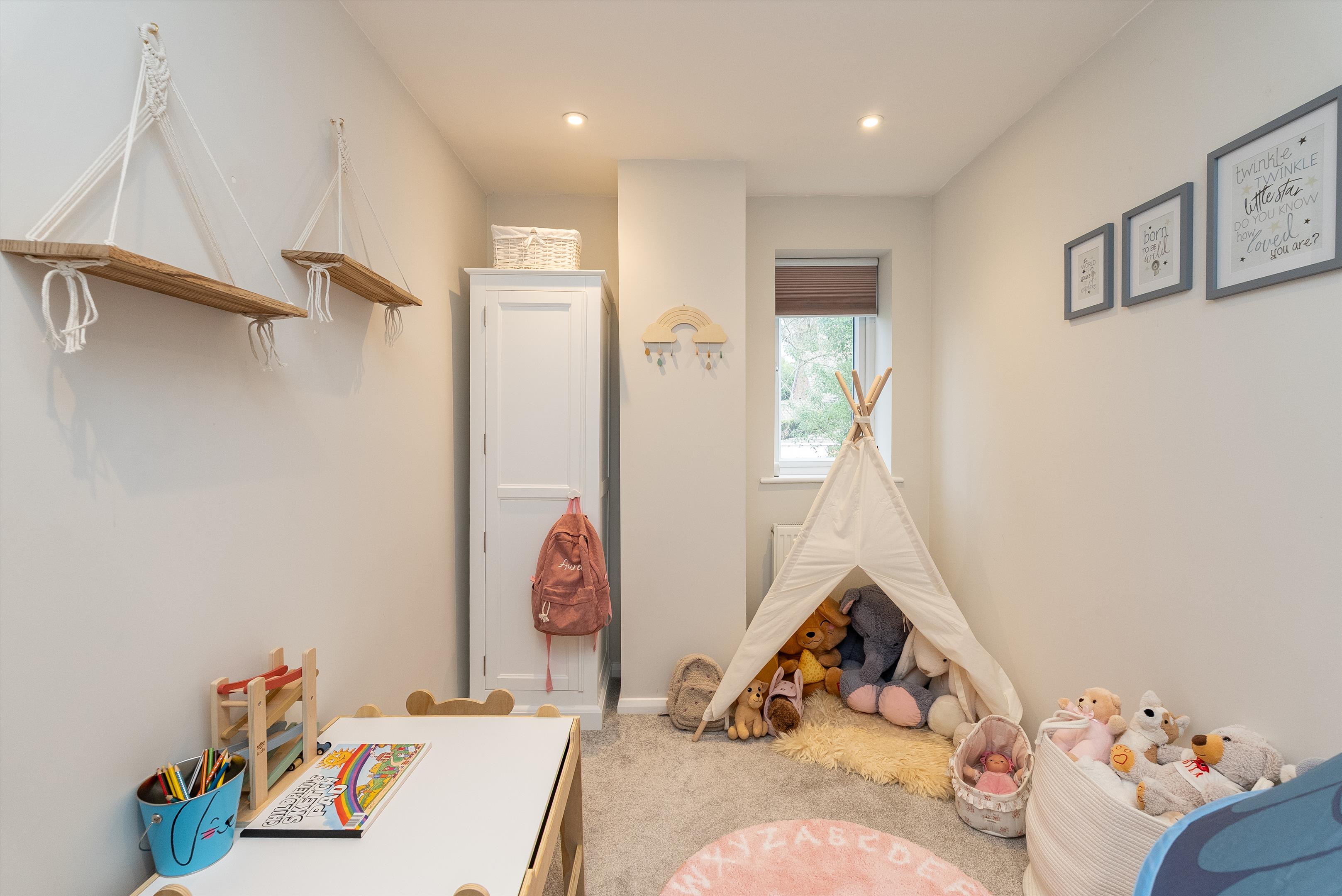 Fairacres, Cobham, Surrey KT11