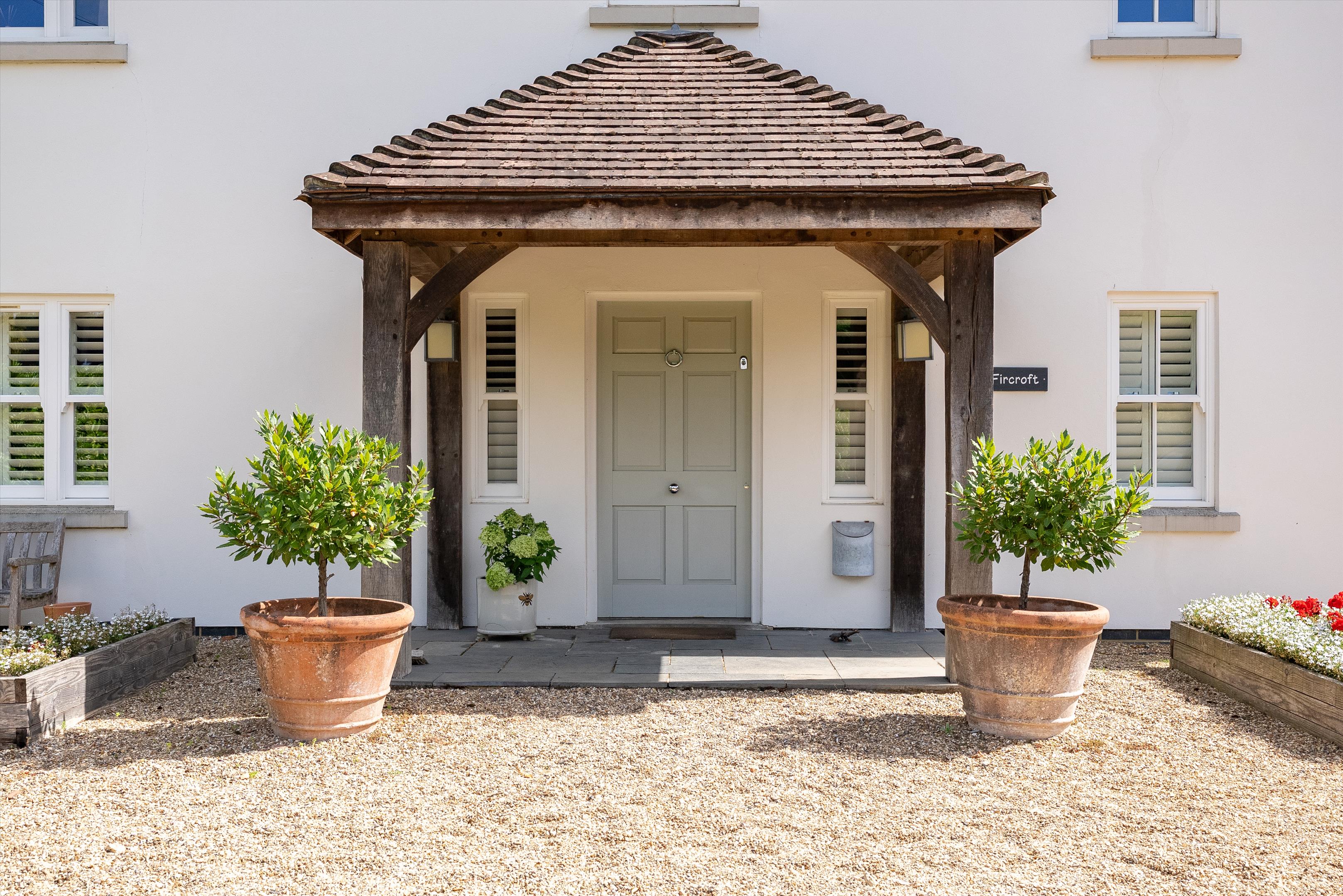 The Highlands, East Horsley, Surrey, KT24