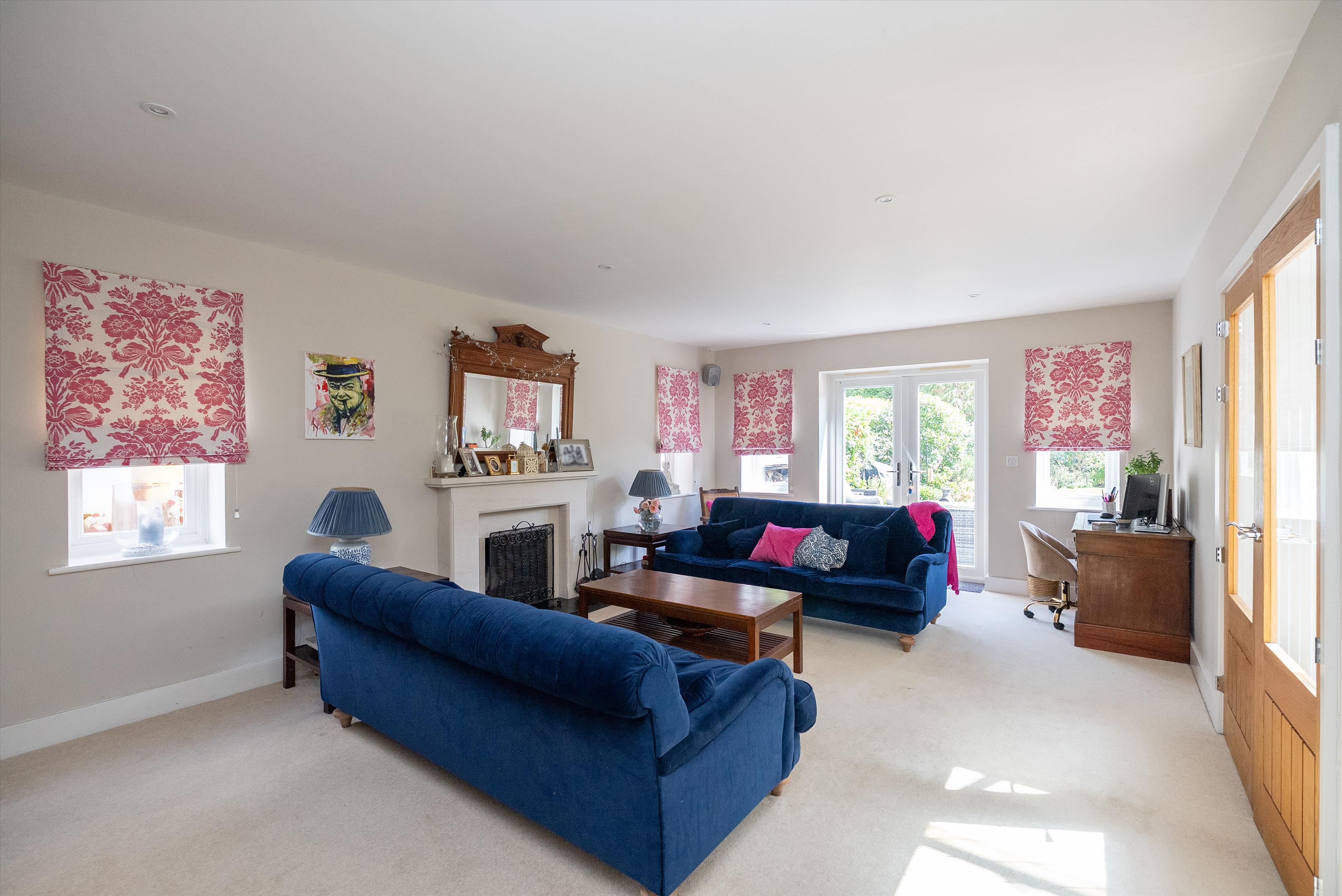 The Highlands, East Horsley, Surrey, KT24