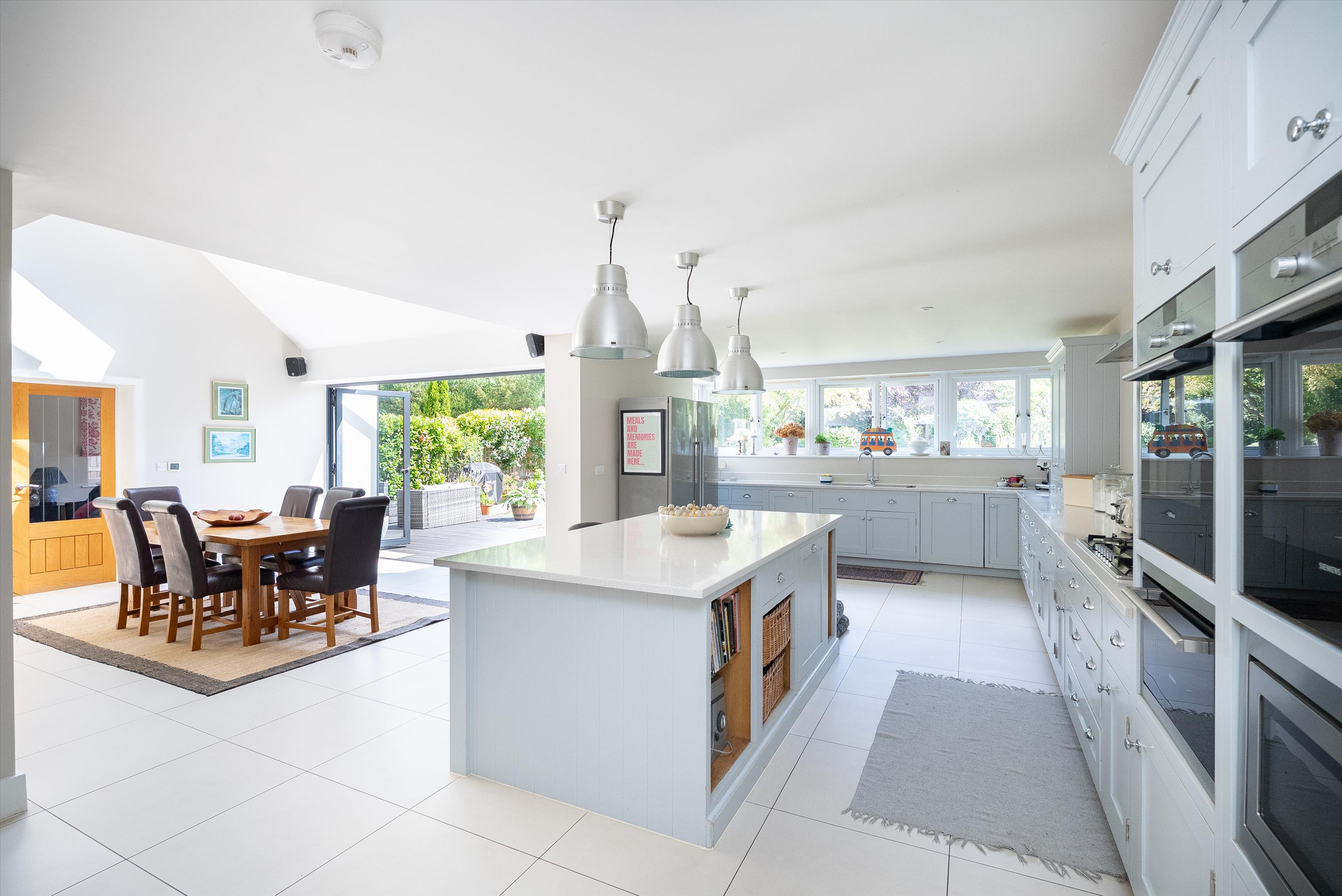 The Highlands, East Horsley, Surrey, KT24
