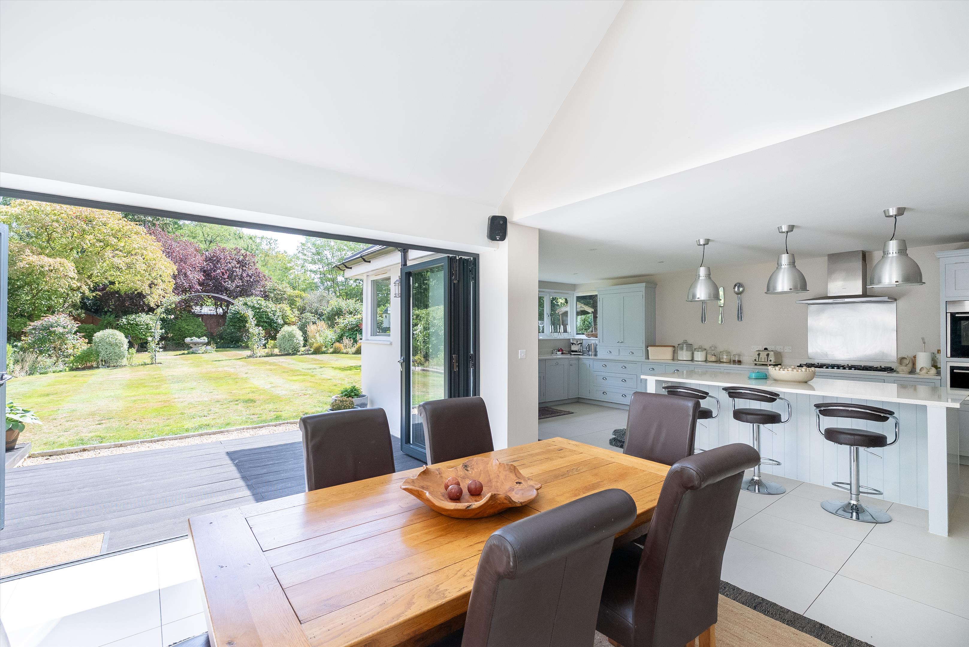 The Highlands, East Horsley, Surrey, KT24