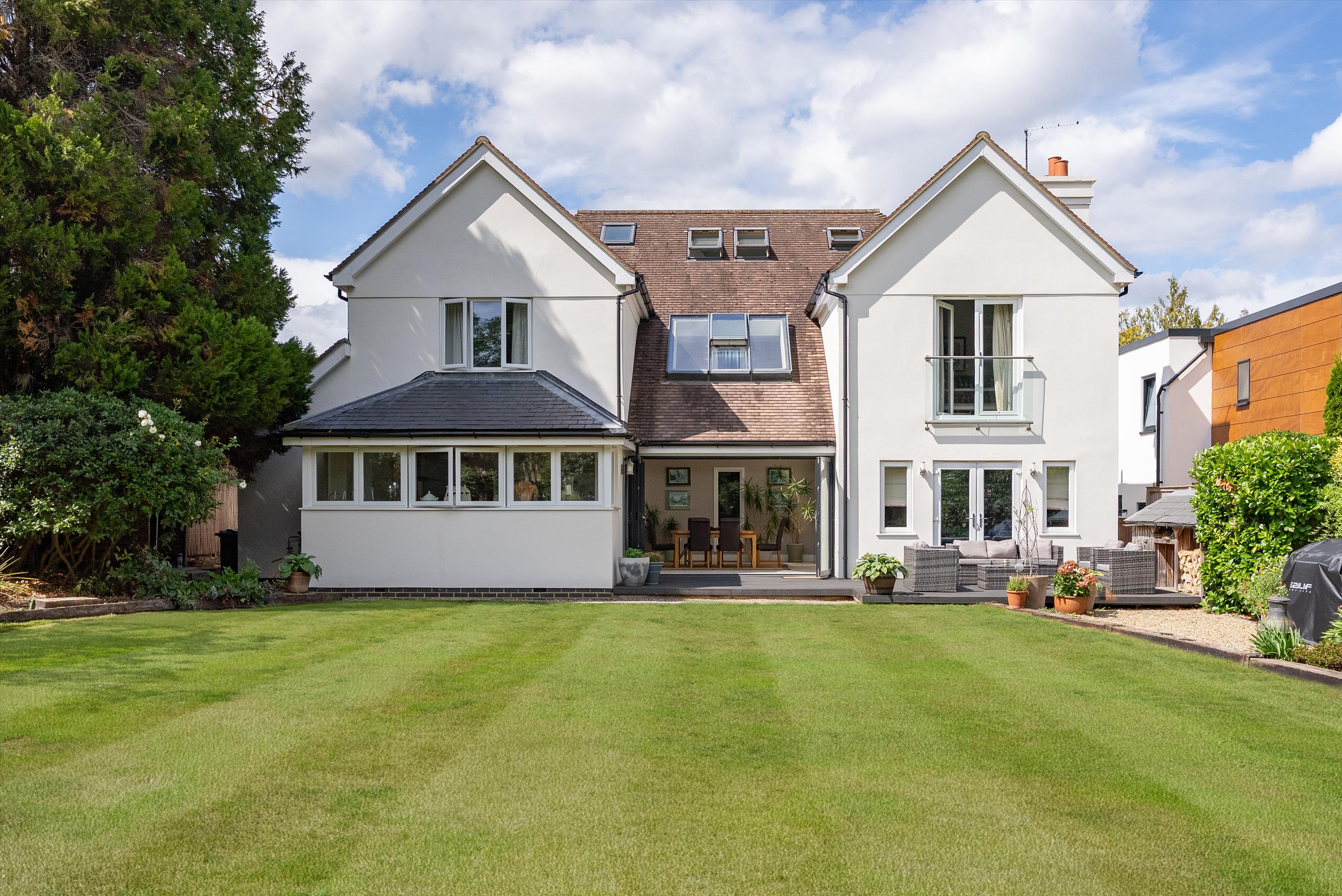 The Highlands, East Horsley, Surrey, KT24