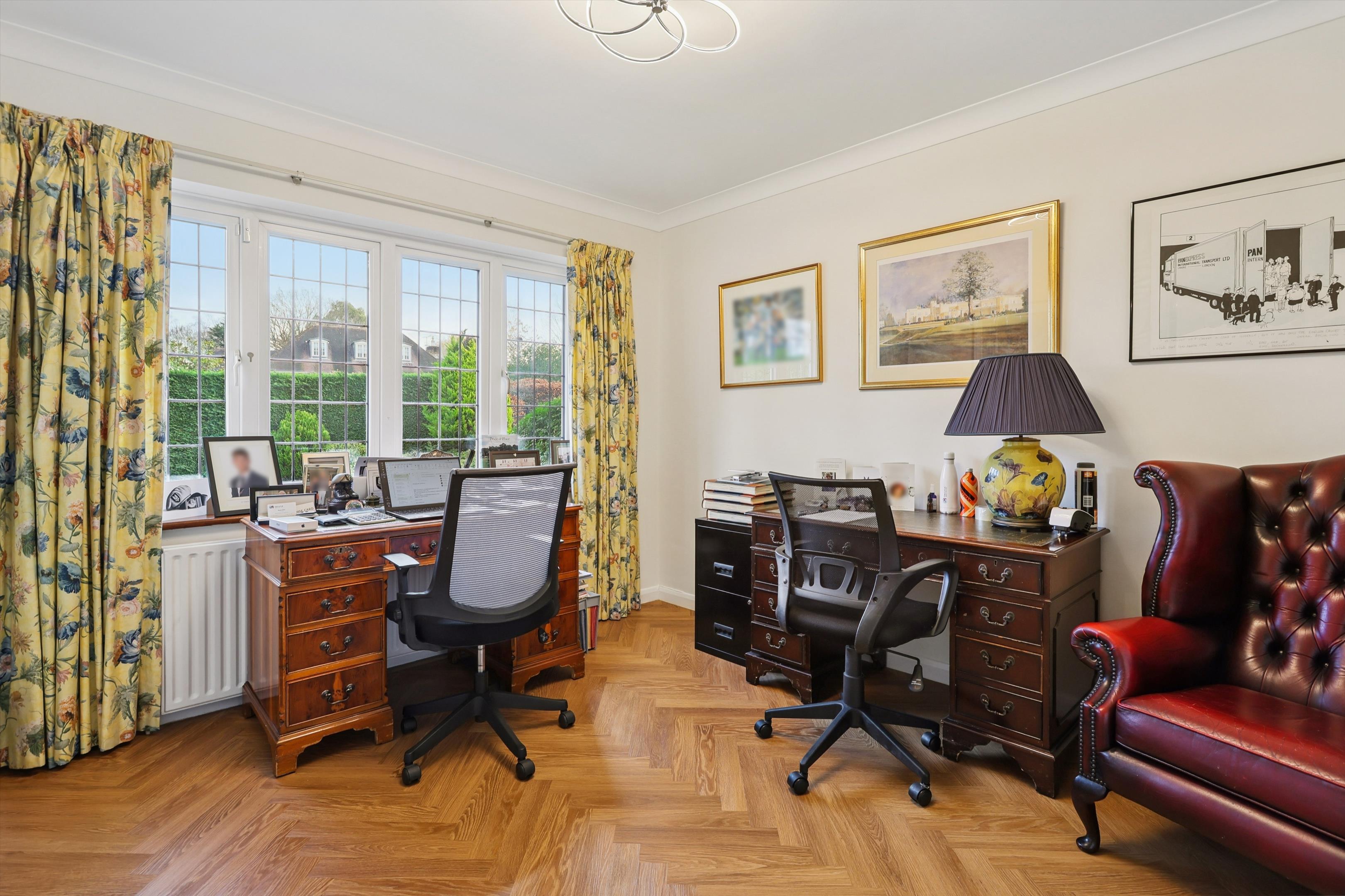 Broomfield, 18a Broomfield Ride, Oxshott, Leatherhead, Surrey, KT22