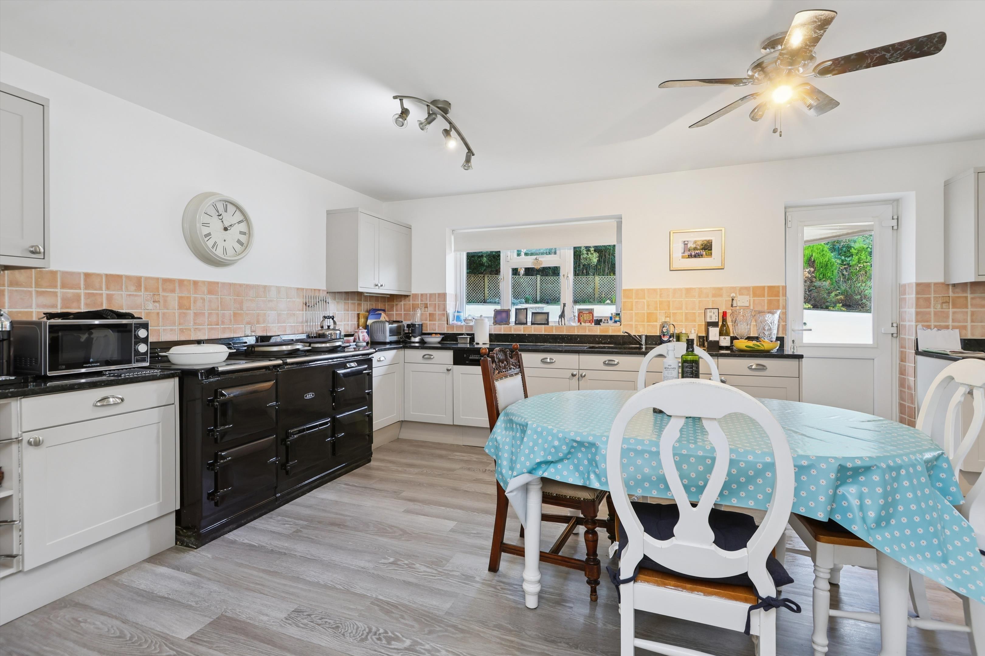 Broomfield, 18a Broomfield Ride, Oxshott, Leatherhead, Surrey, KT22