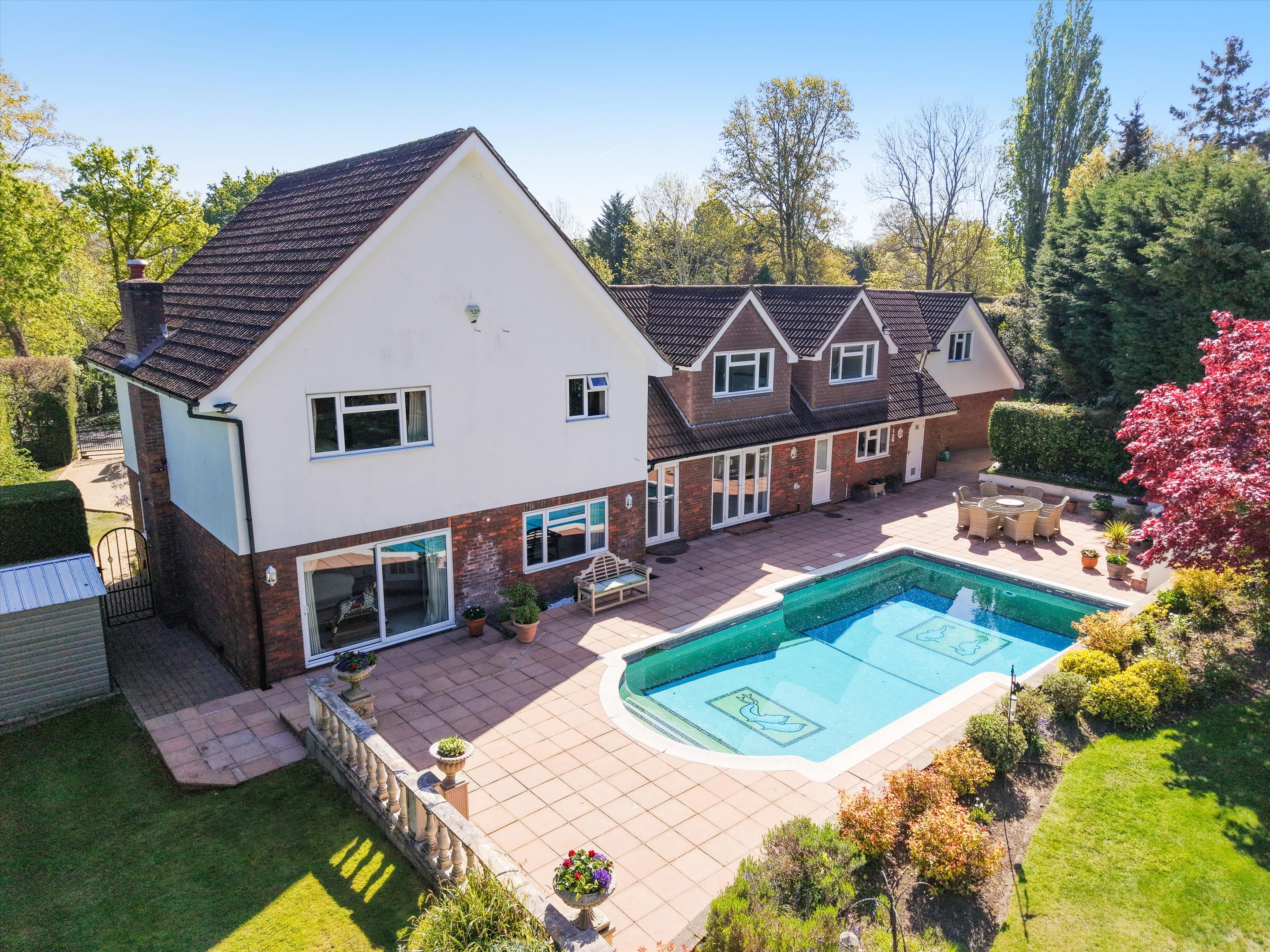 Broomfield, 18a Broomfield Ride, Oxshott, Leatherhead, Surrey, KT22