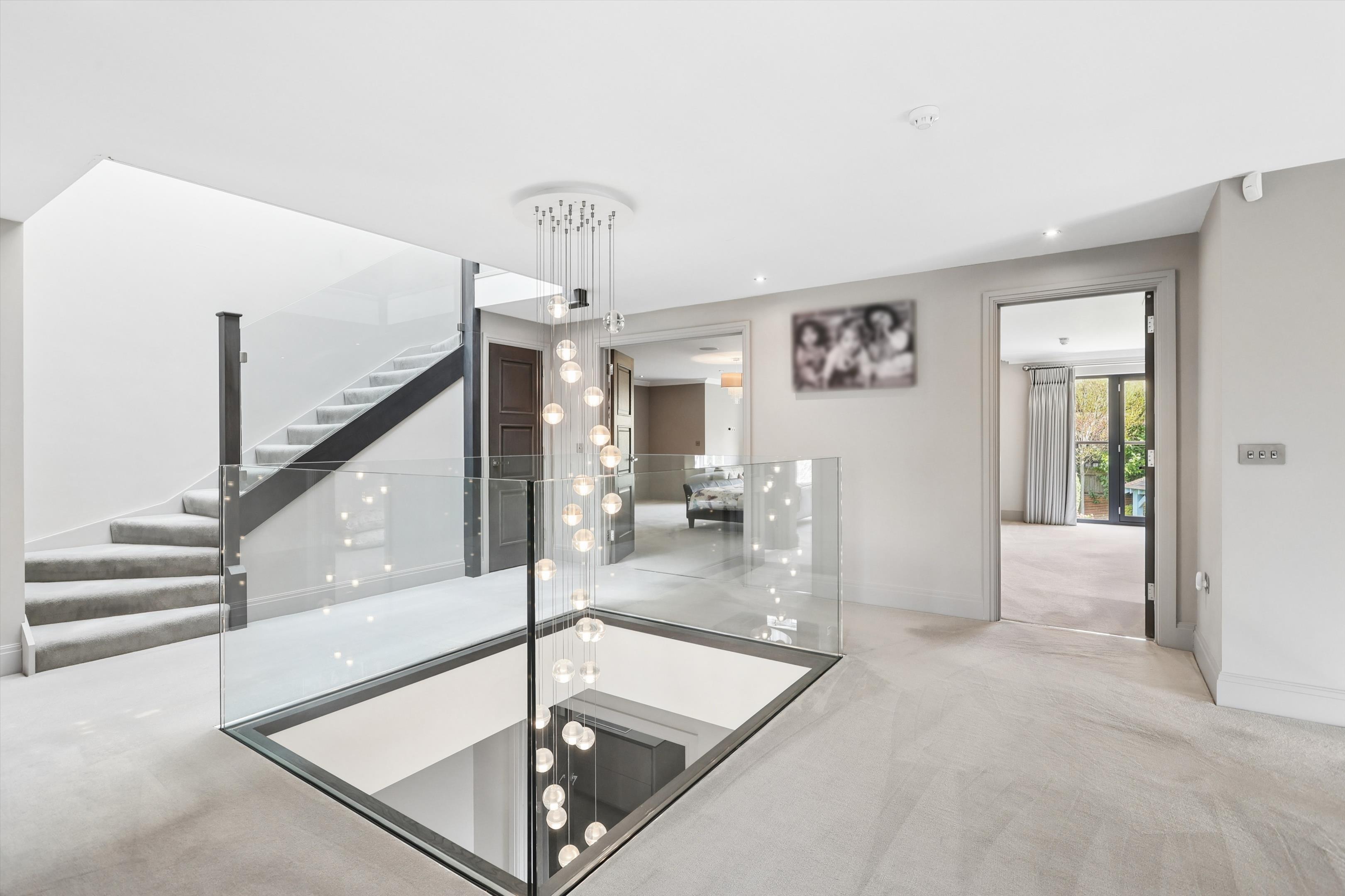 Fairmile Lane, Cobham, Surrey KT11