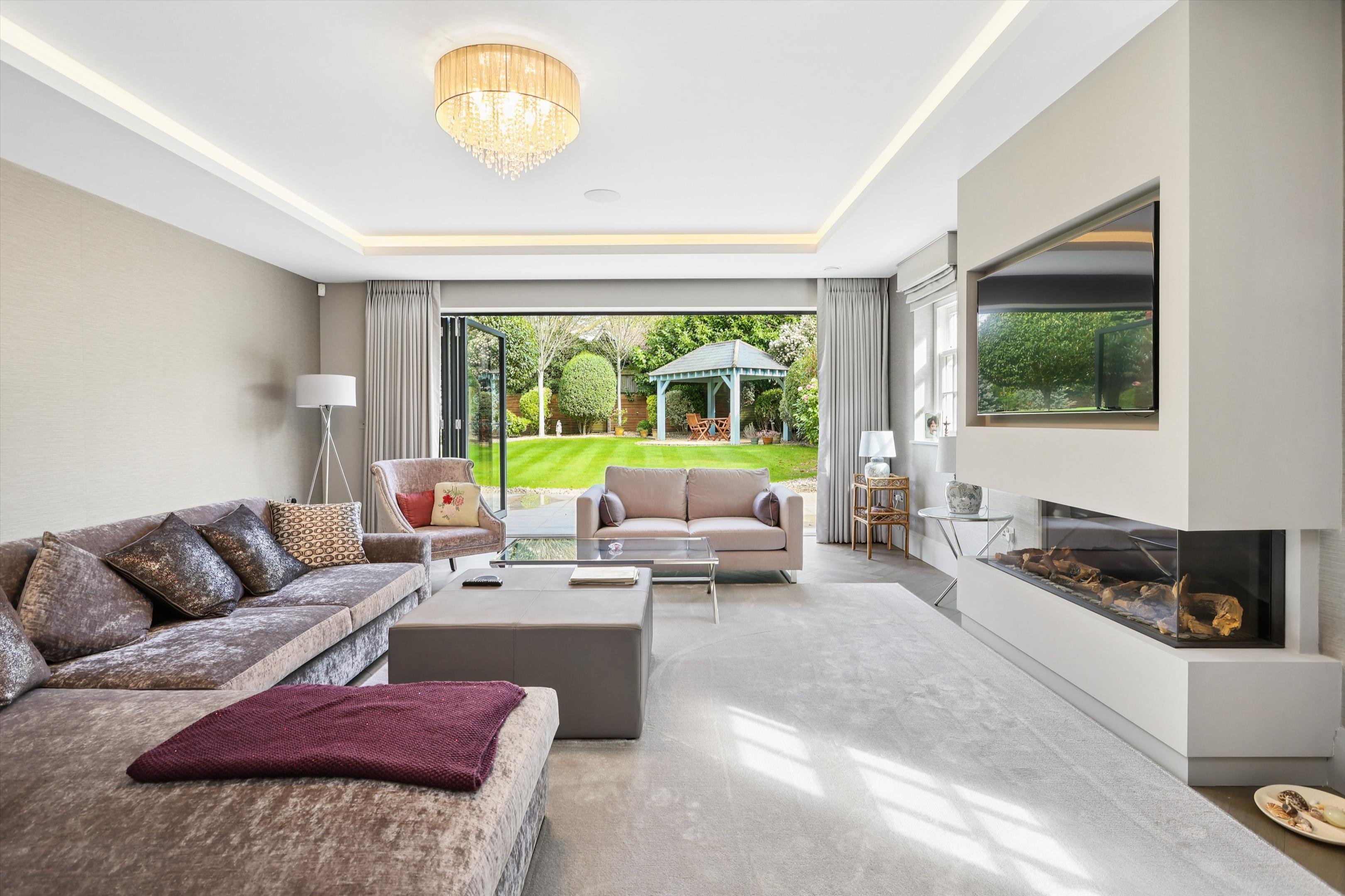 Fairmile Lane, Cobham, Surrey KT11
