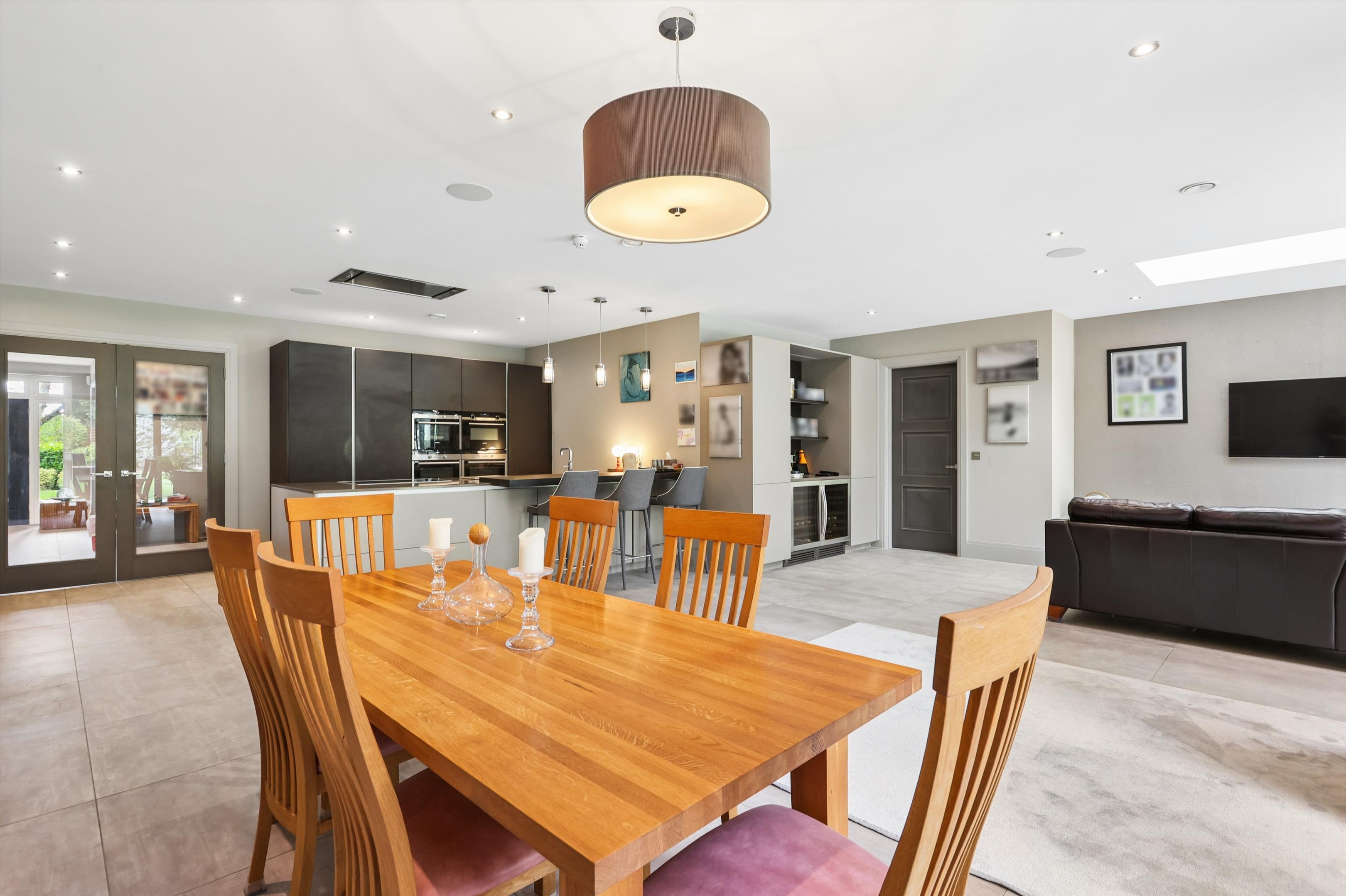 Fairmile Lane, Cobham, Surrey KT11