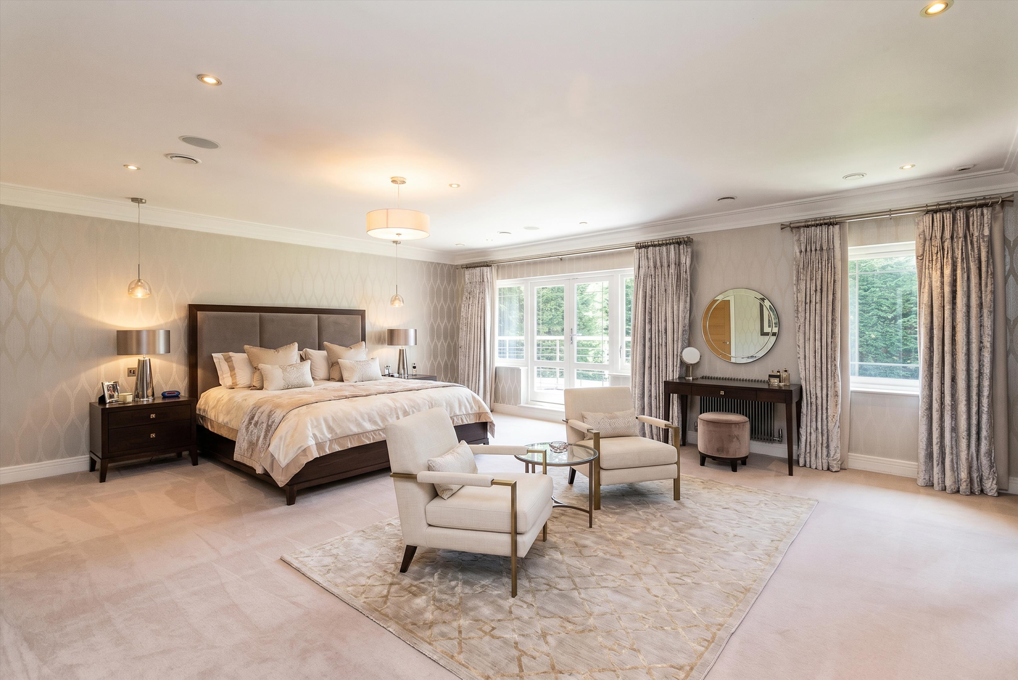 4 Broomfield Ride, Oxshott, Leatherhead KT22