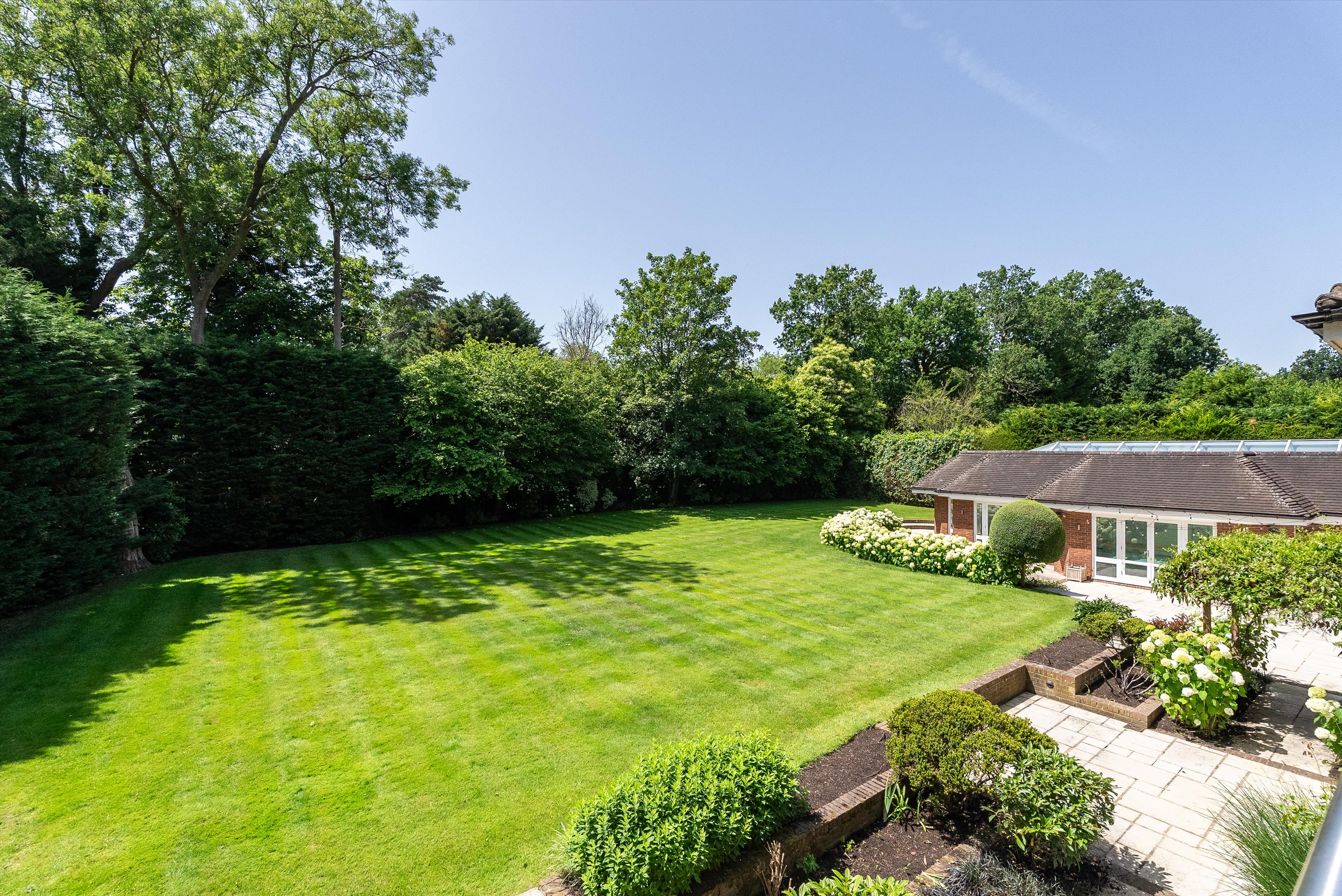 4 Broomfield Ride, Oxshott, Leatherhead KT22
