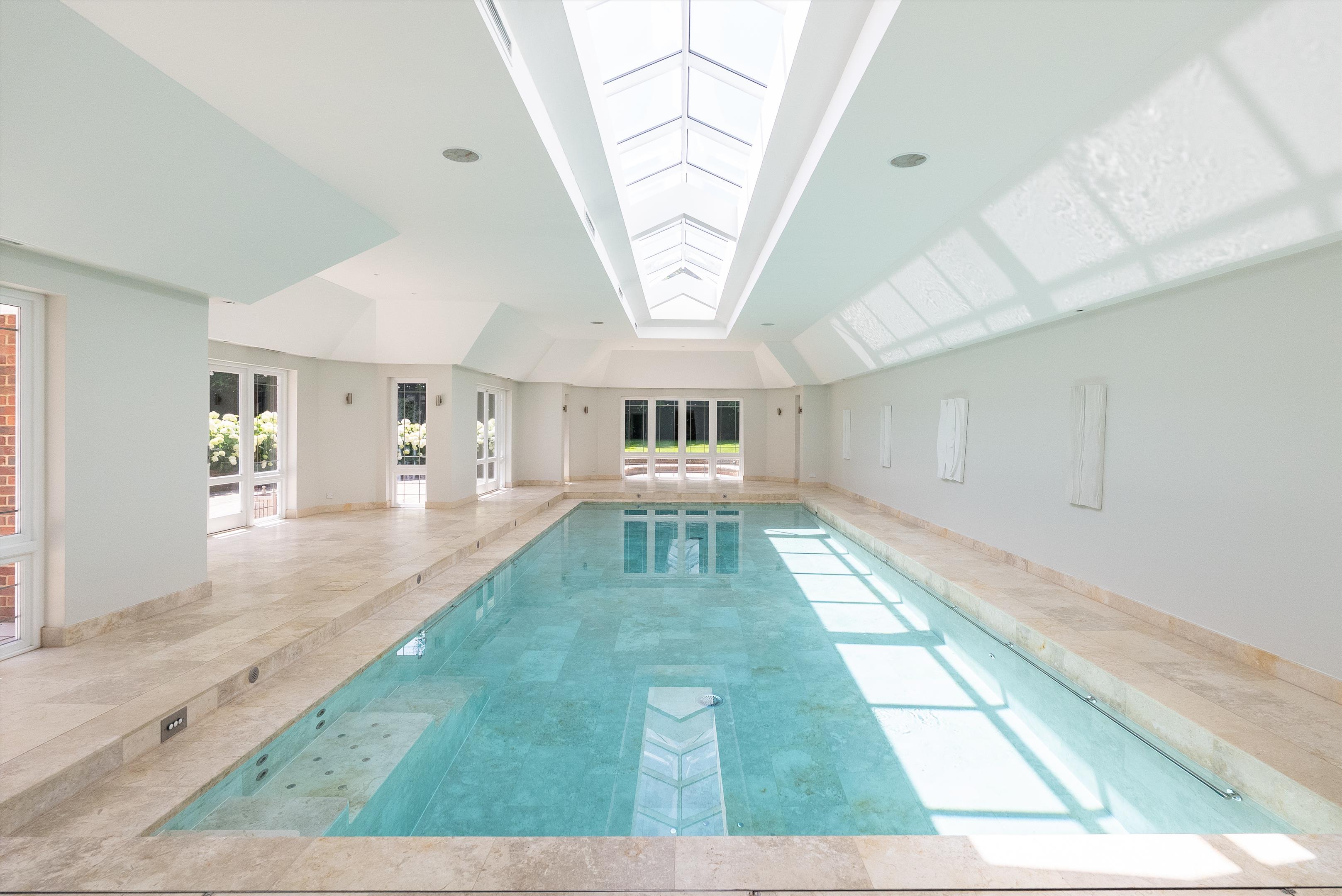 4 Broomfield Ride, Oxshott, Leatherhead KT22
