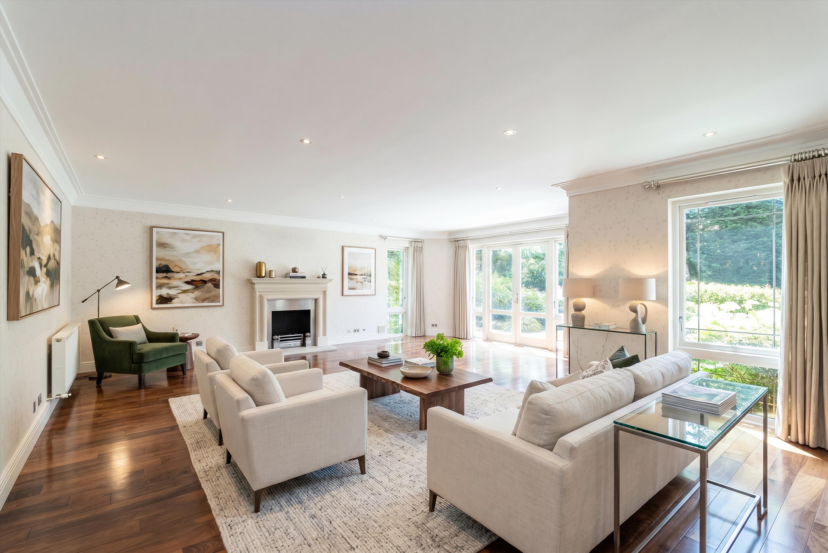 4 Broomfield Ride, Oxshott, Leatherhead KT22