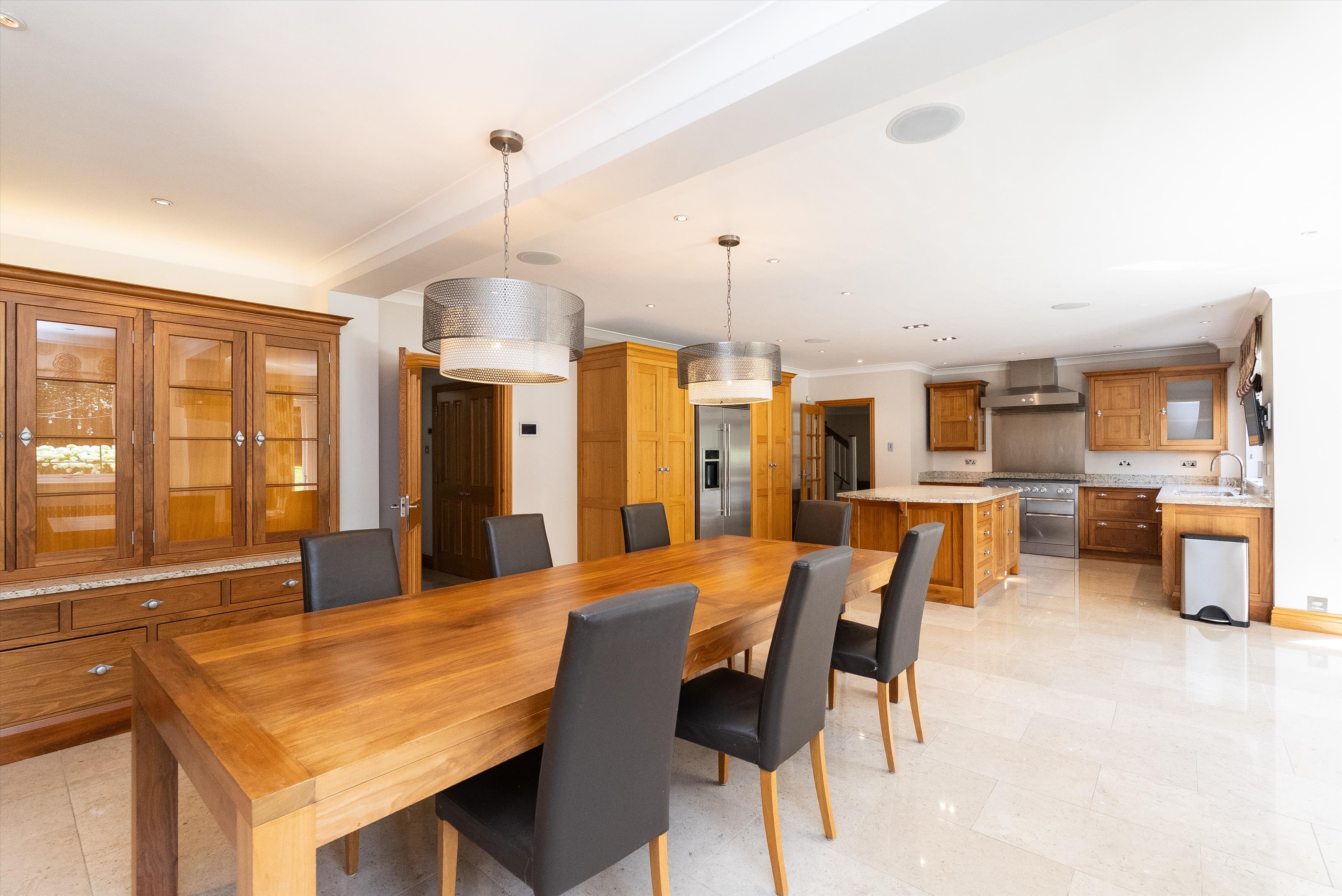 4 Broomfield Ride, Oxshott, Leatherhead KT22
