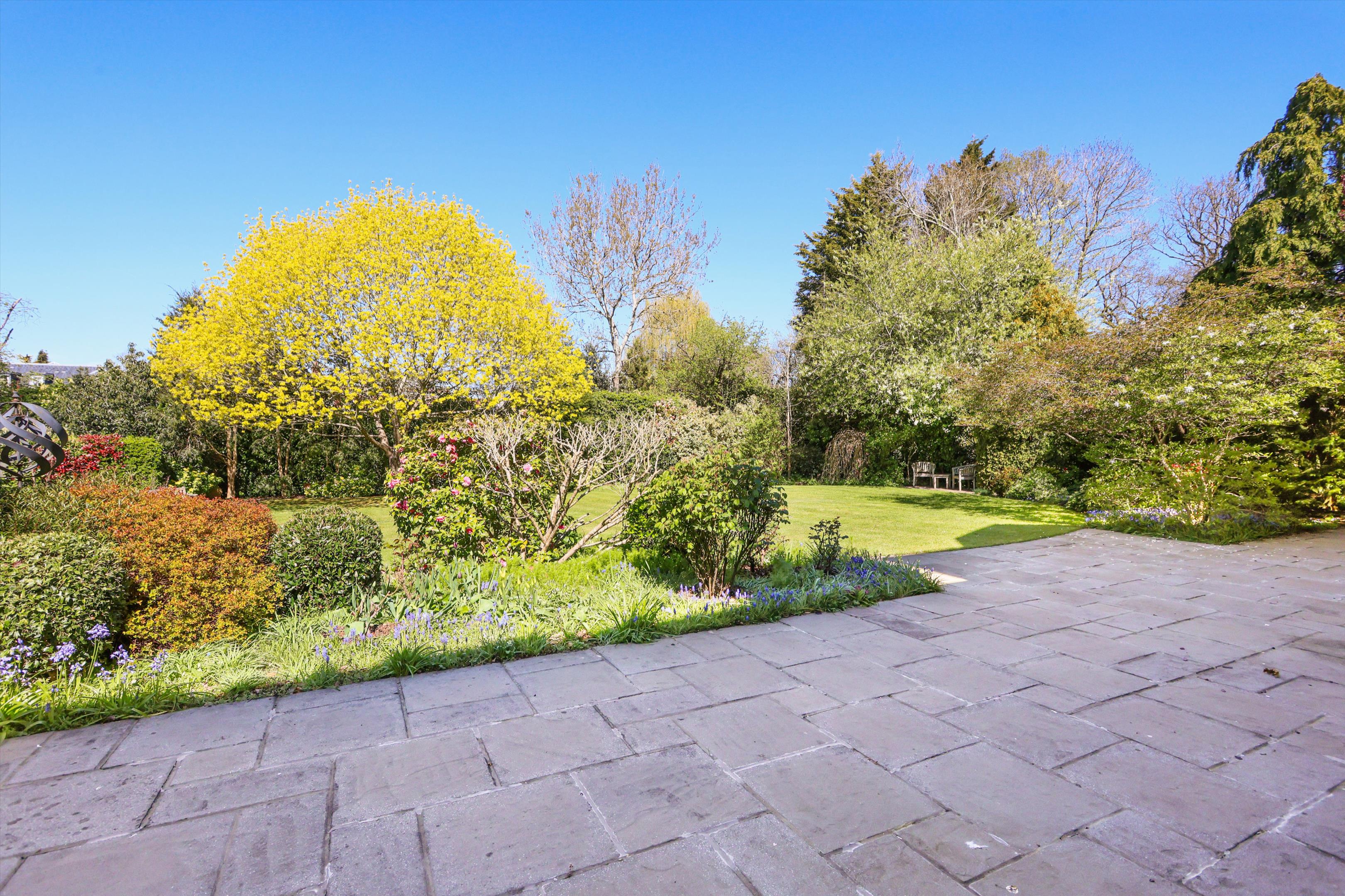 Spicers Field, Oxshott, Leatherhead, Surrey KT22