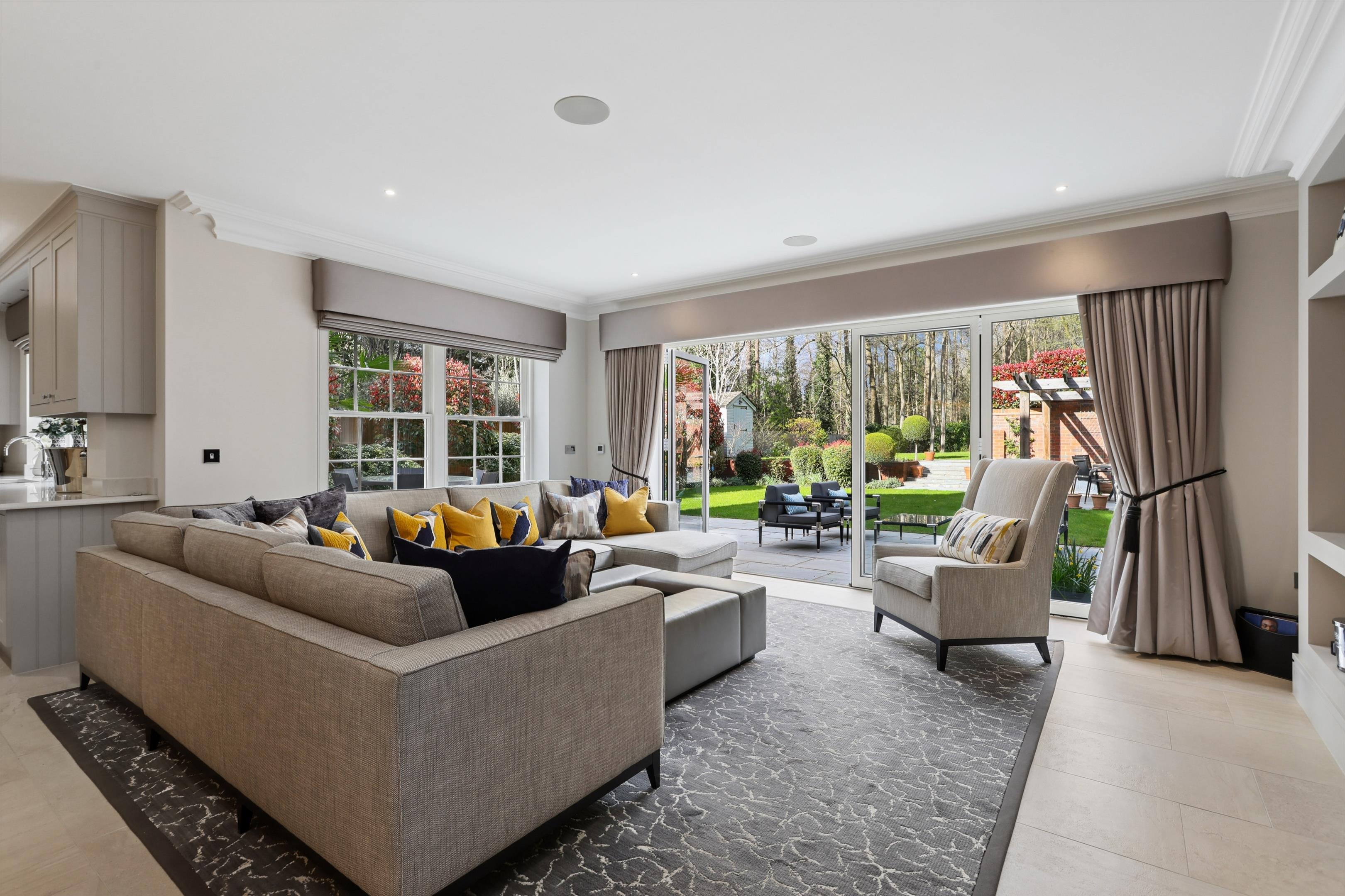 Park Hill Drive, Cobham, Surrey KT11