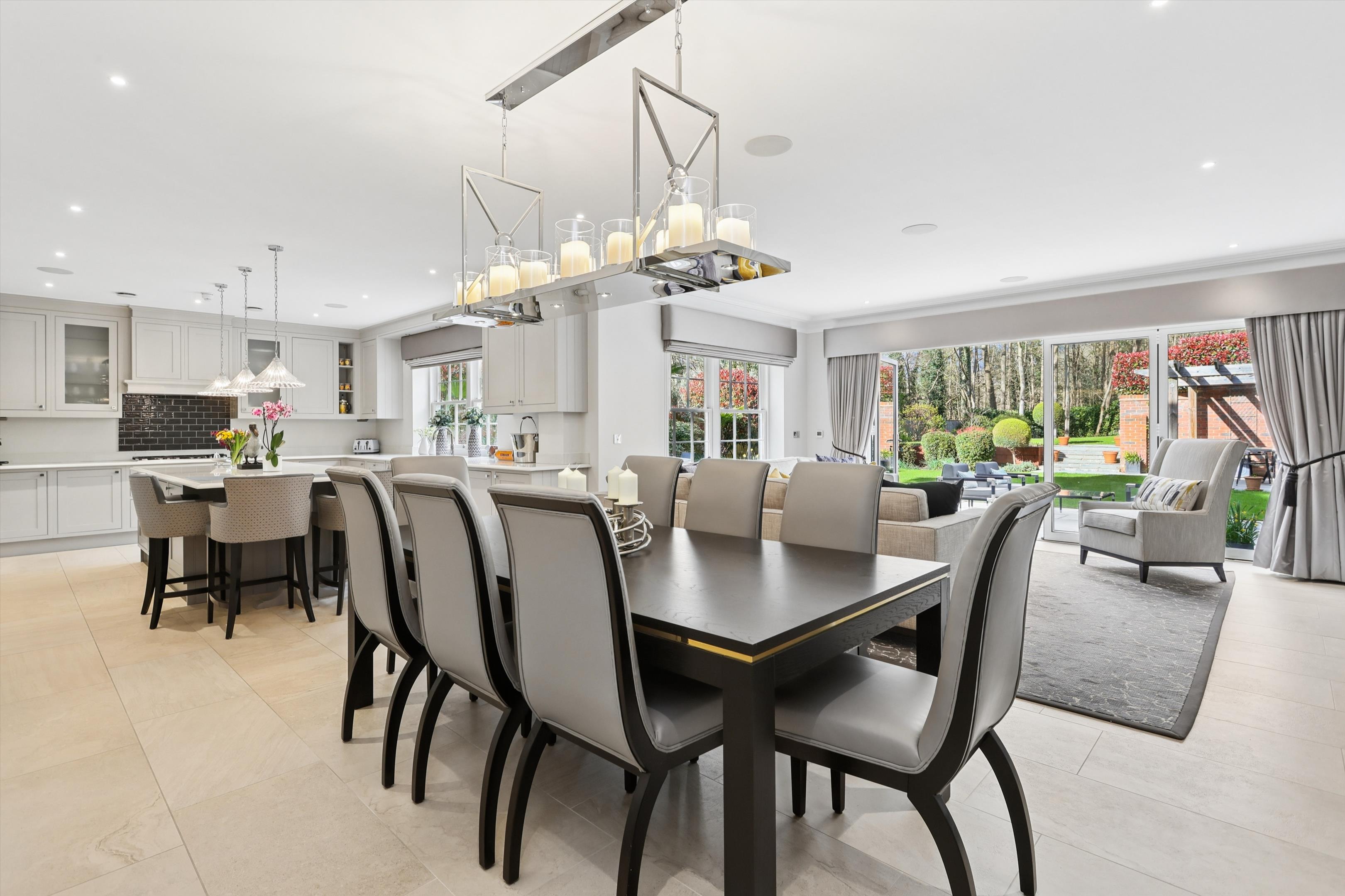 Park Hill Drive, Cobham, Surrey KT11