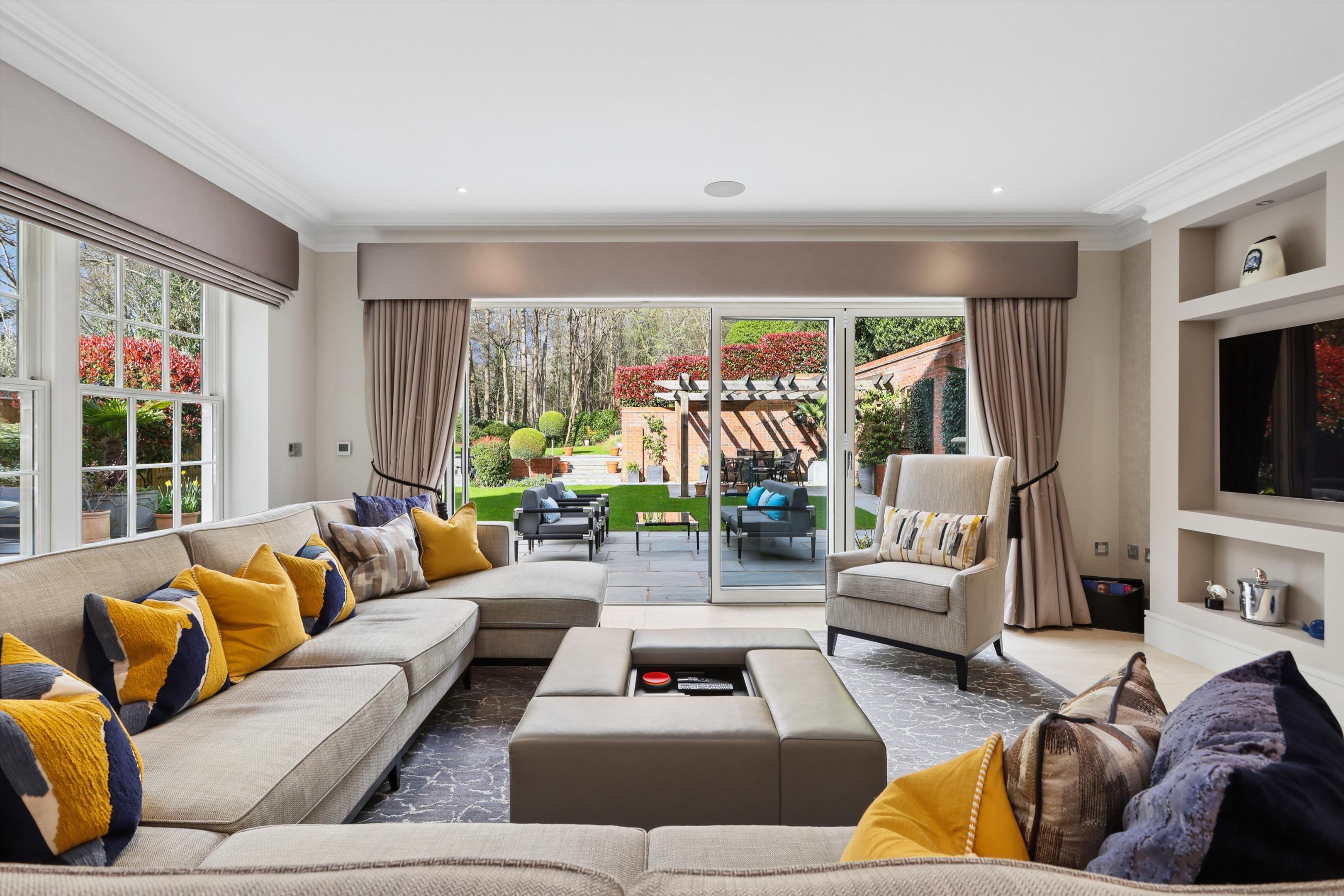 Park Hill Drive, Cobham, Surrey KT11