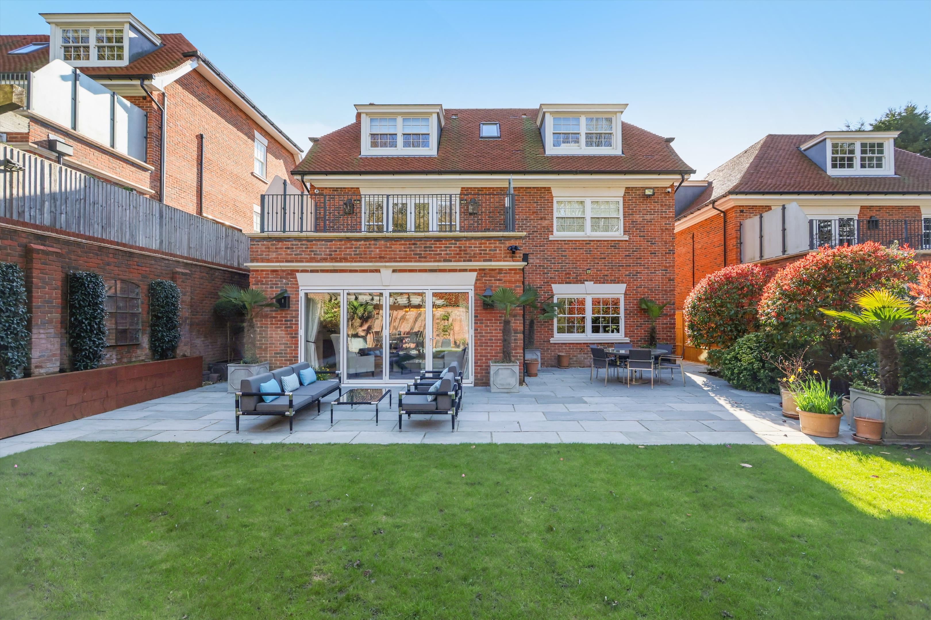 Park Hill Drive, Cobham, Surrey KT11