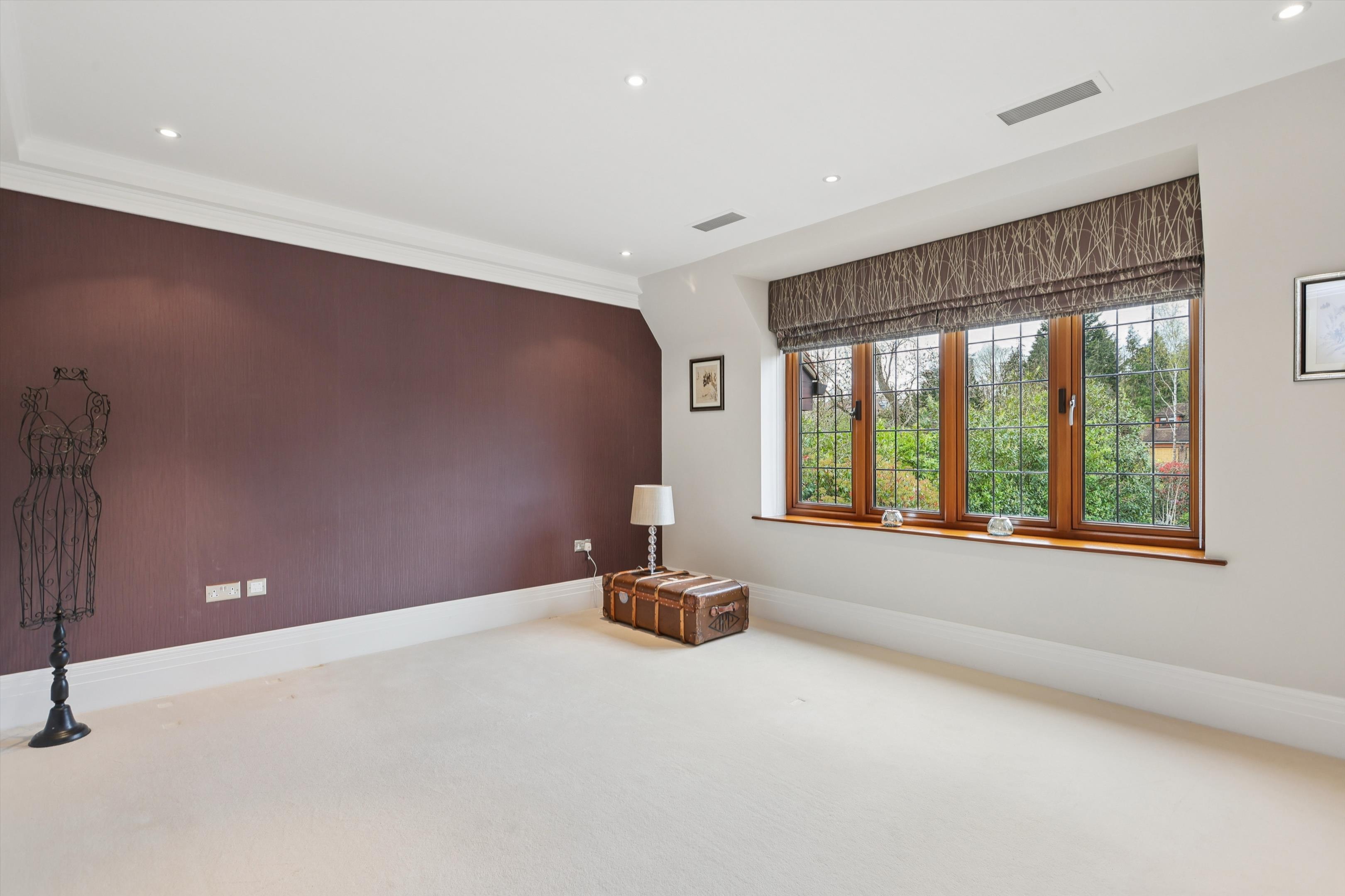 21 Princes Drive, Oxshott, Surrey KT22