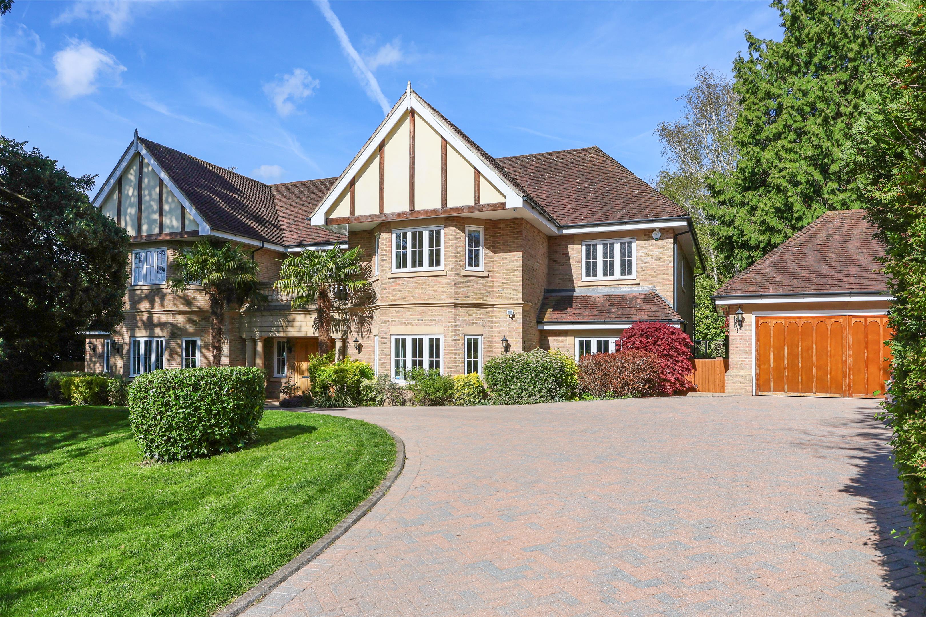 The Chase, Oxshott, Leatherhead, Surrey KT22