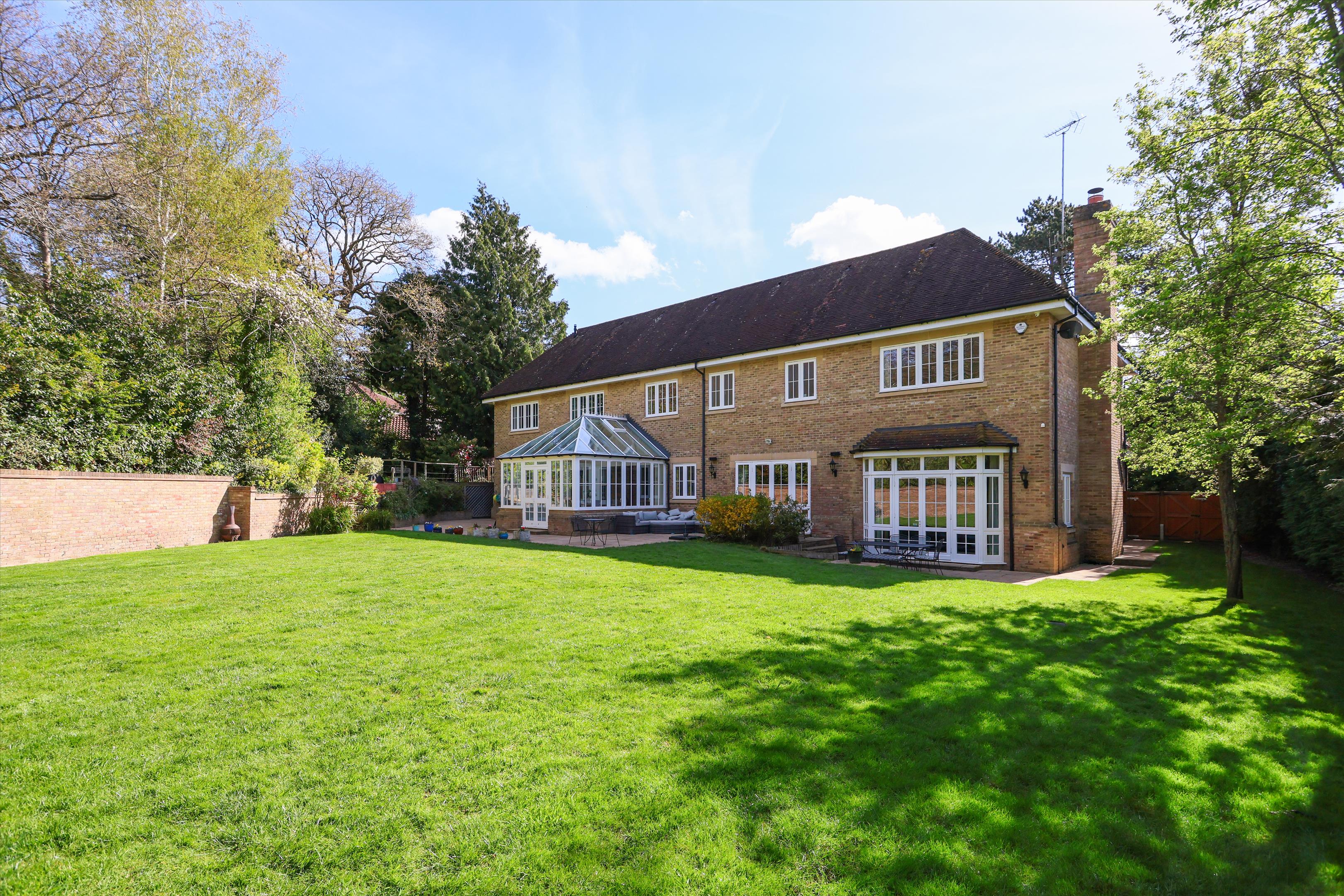 The Chase, Oxshott, Leatherhead, Surrey KT22