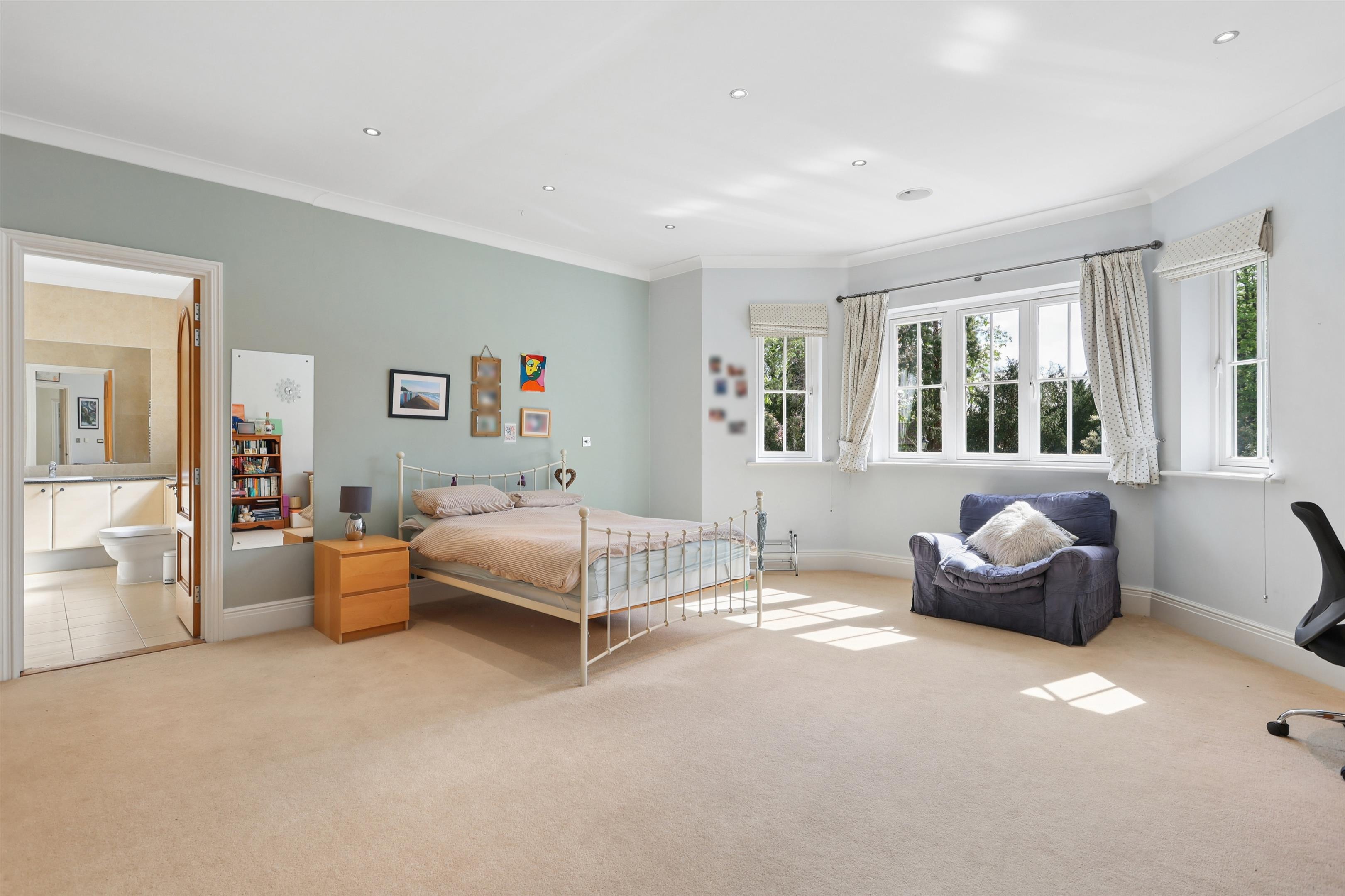 The Chase, Oxshott, Leatherhead, Surrey KT22