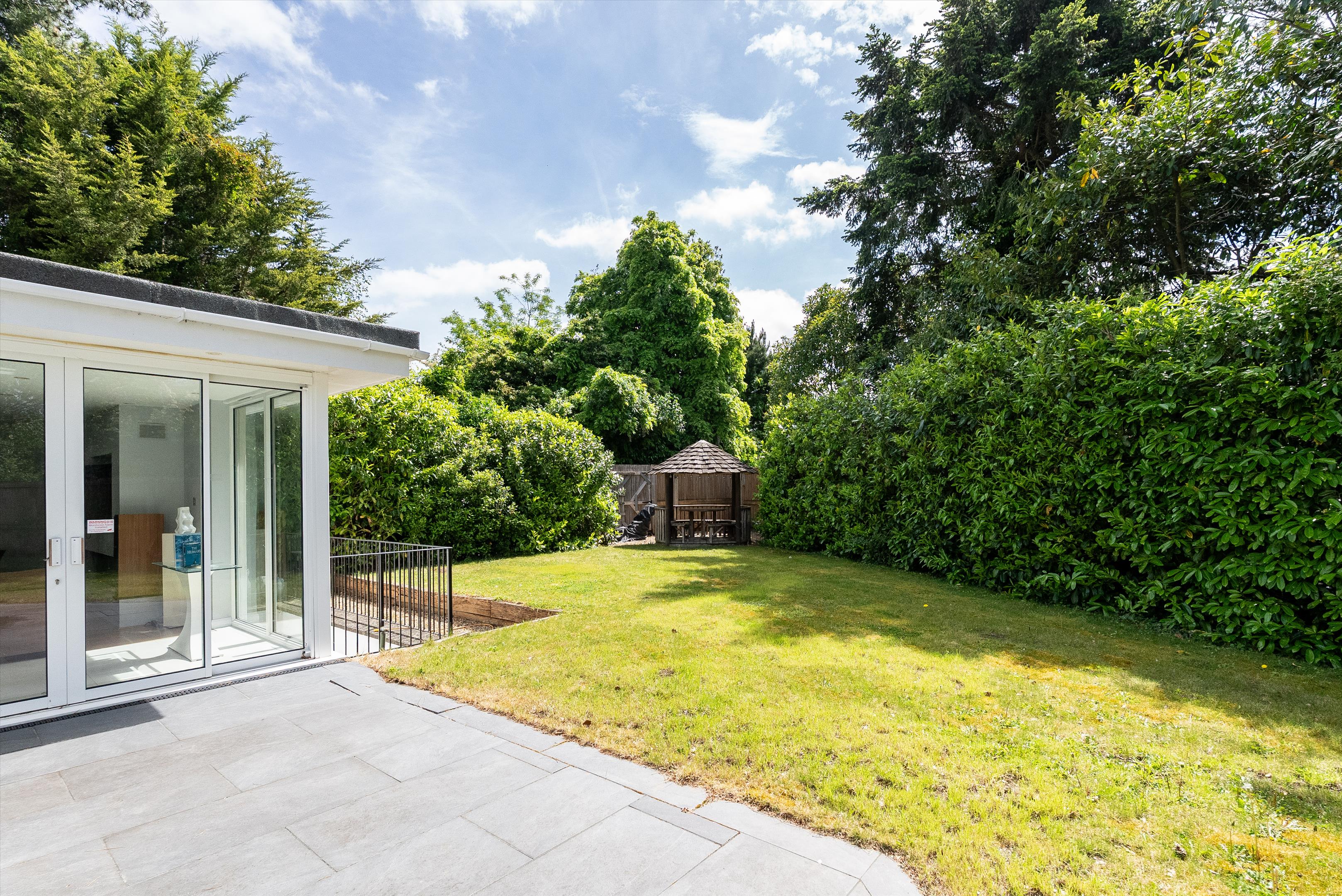 Pine Walk, Cobham, Surrey KT11