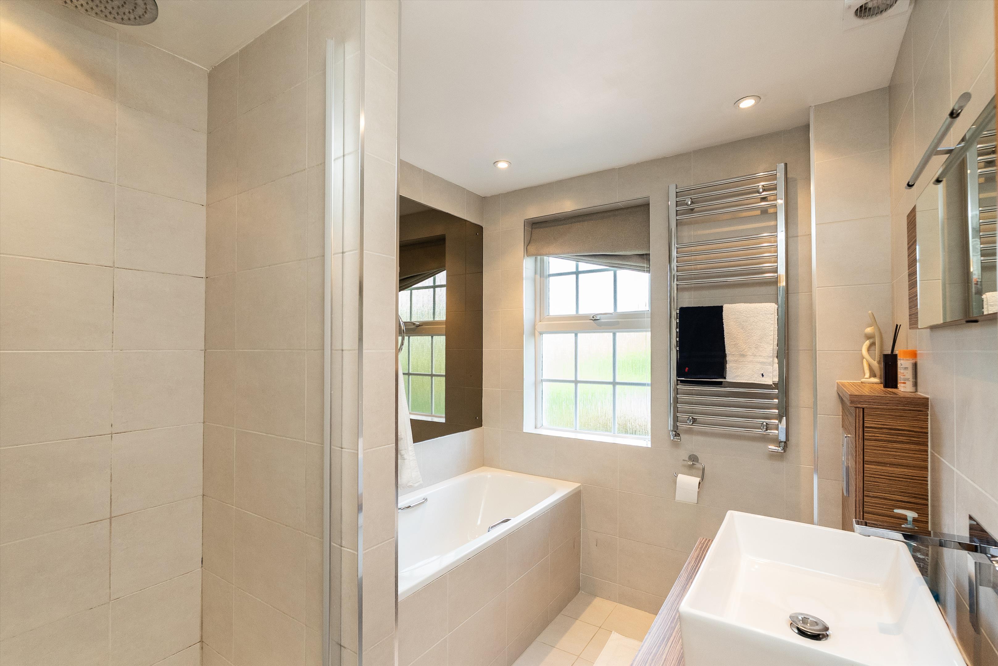 Pine Walk, Cobham, Surrey KT11