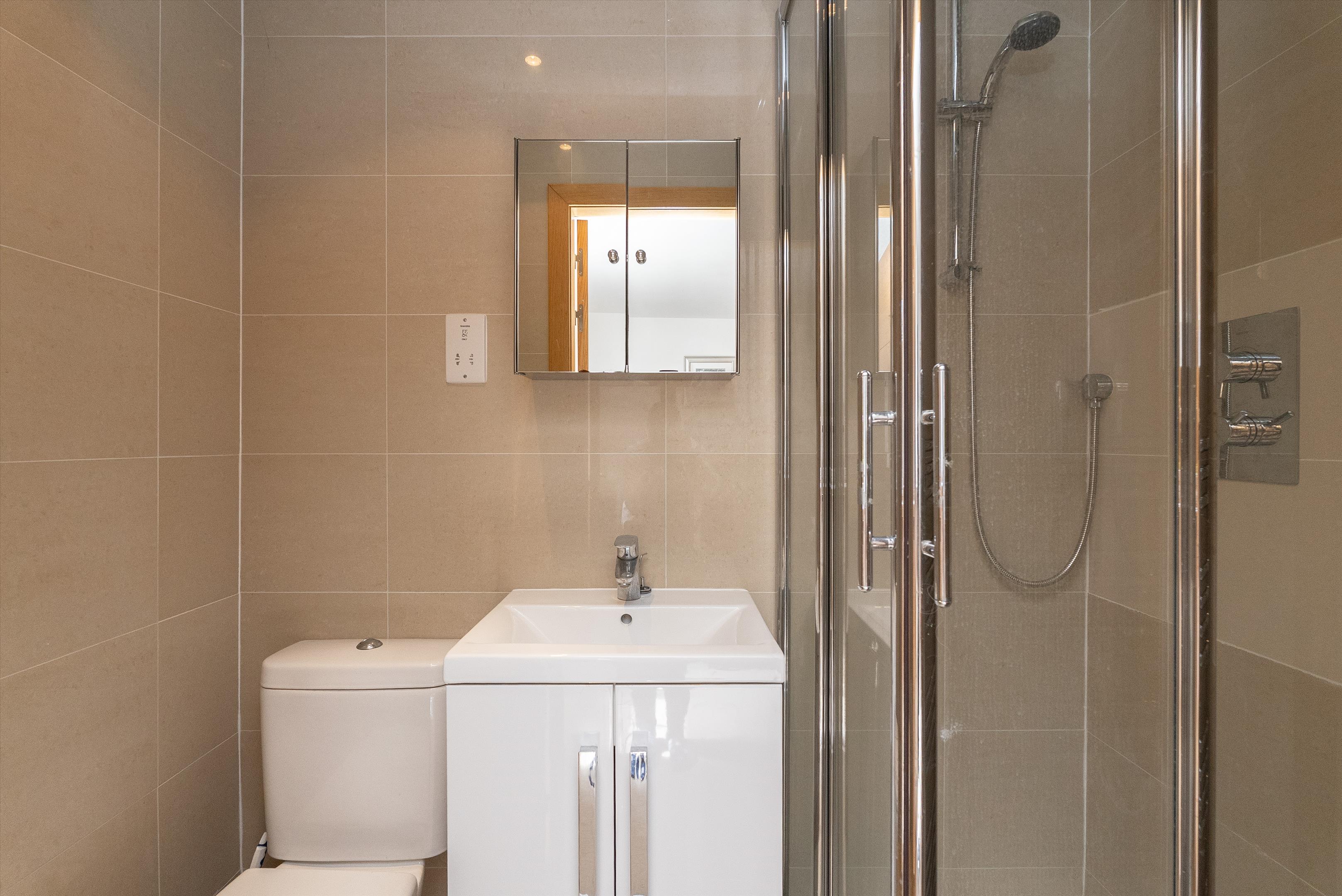 Pine Walk, Cobham, Surrey KT11
