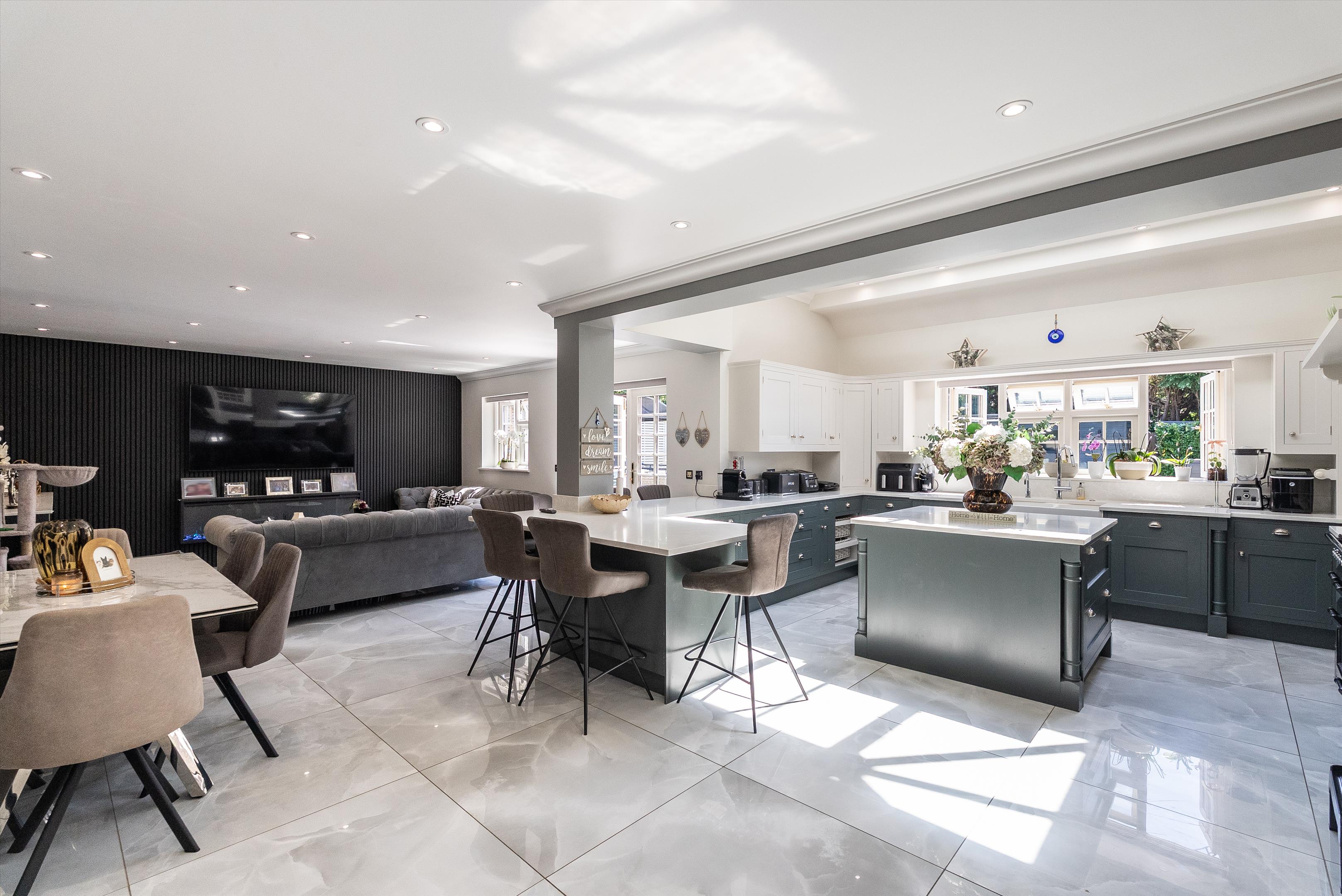 Knowle Park, Cobham, Surrey KT11