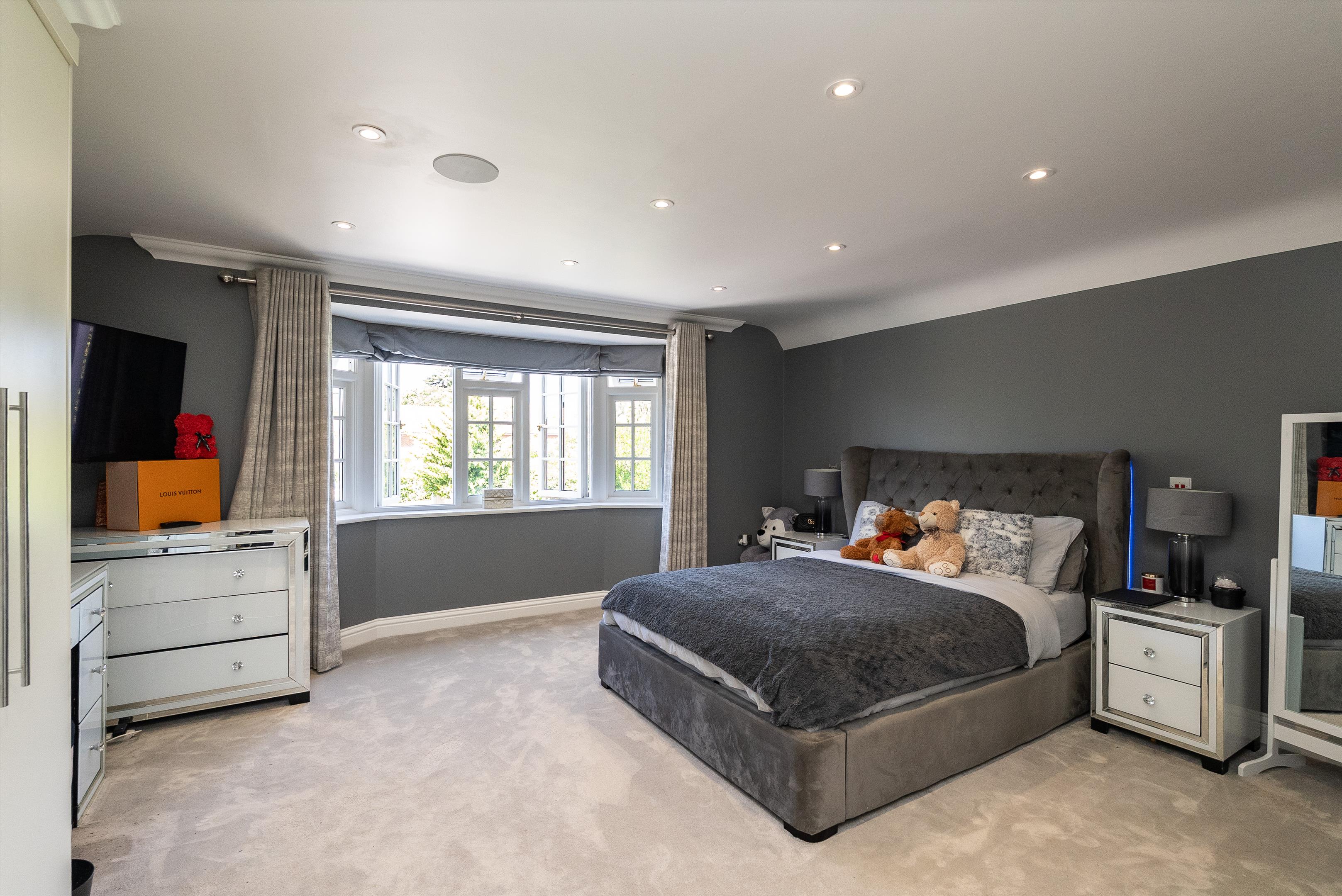 Knowle Park, Cobham, Surrey KT11