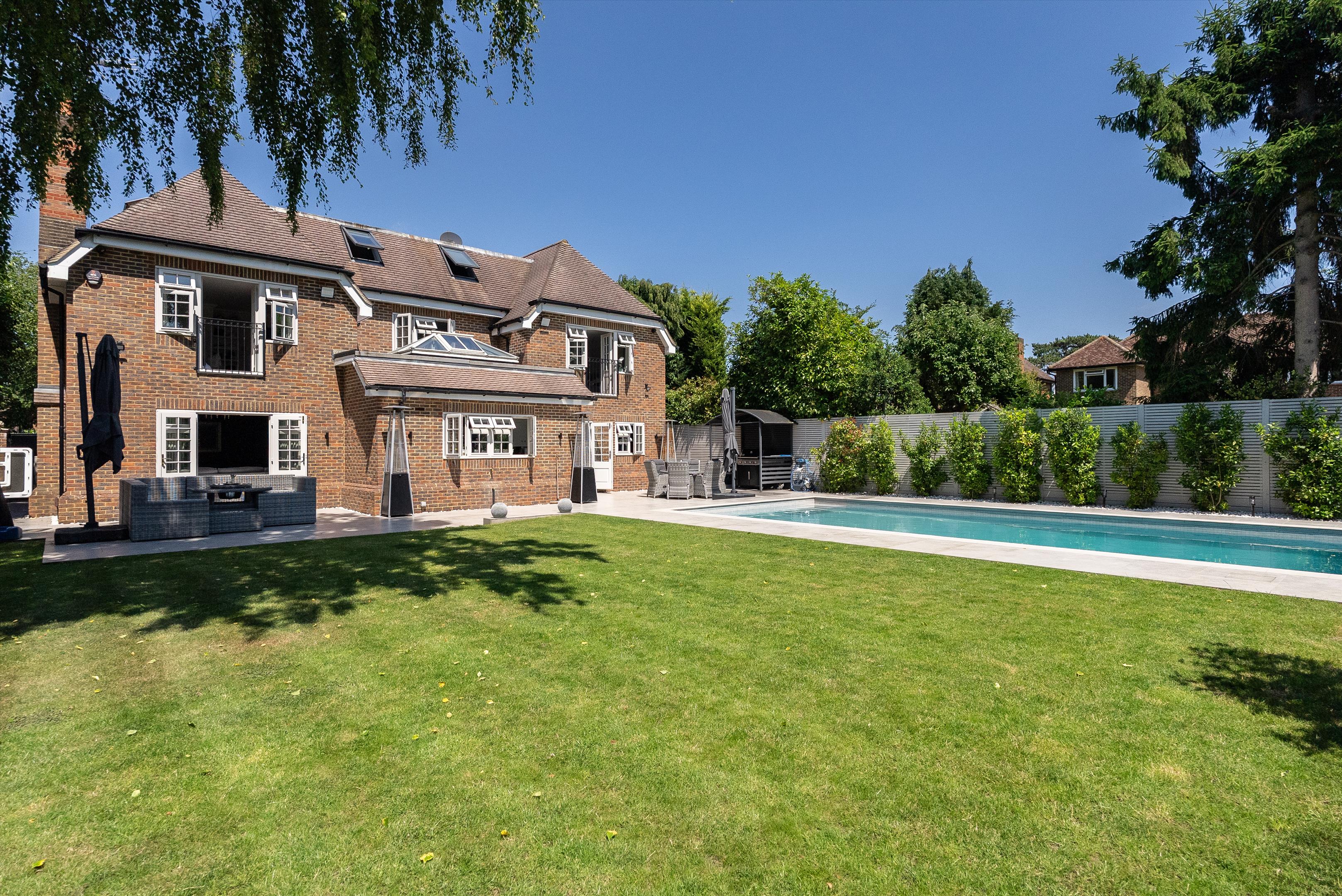 Knowle Park, Cobham, Surrey KT11