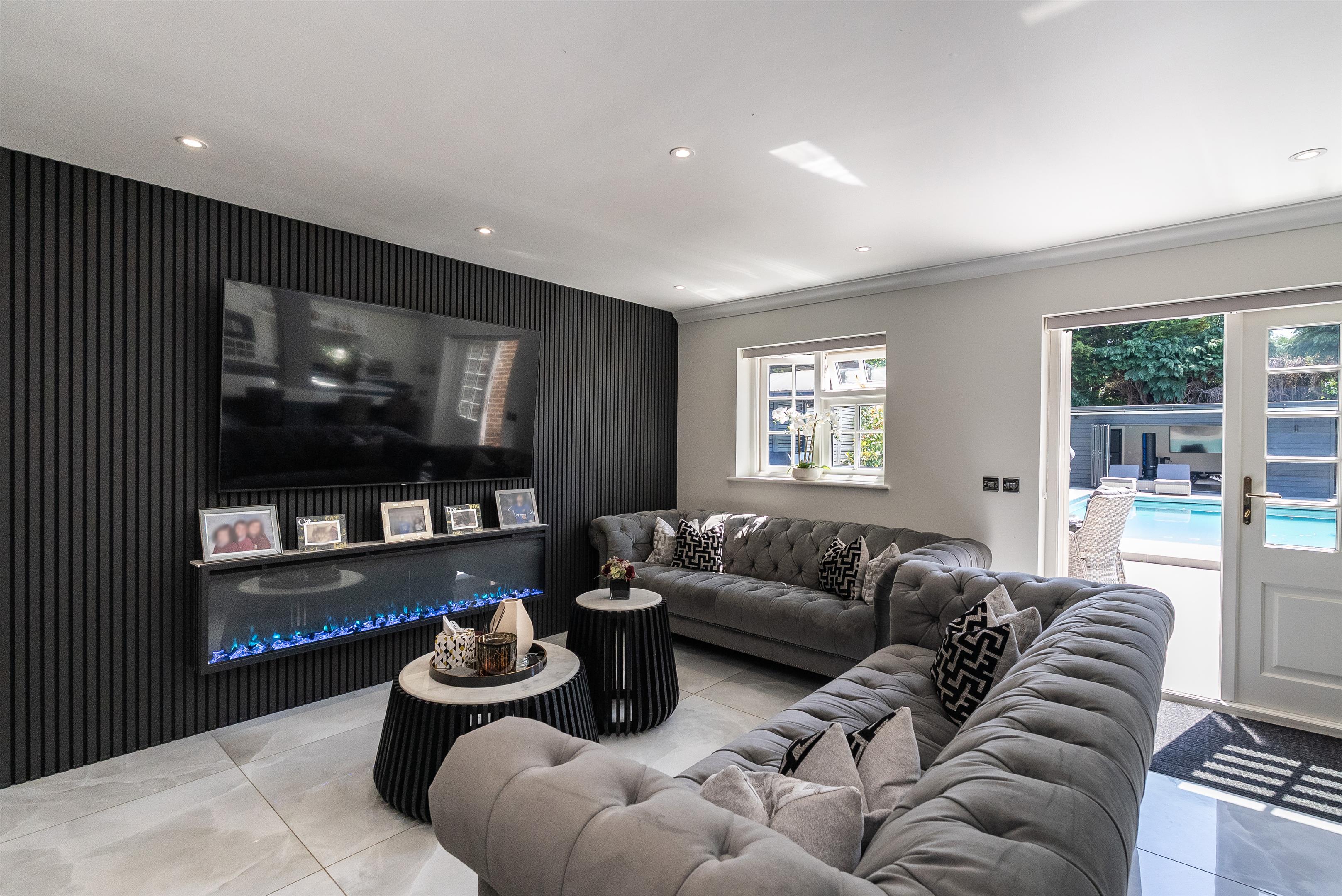 Knowle Park, Cobham, Surrey KT11