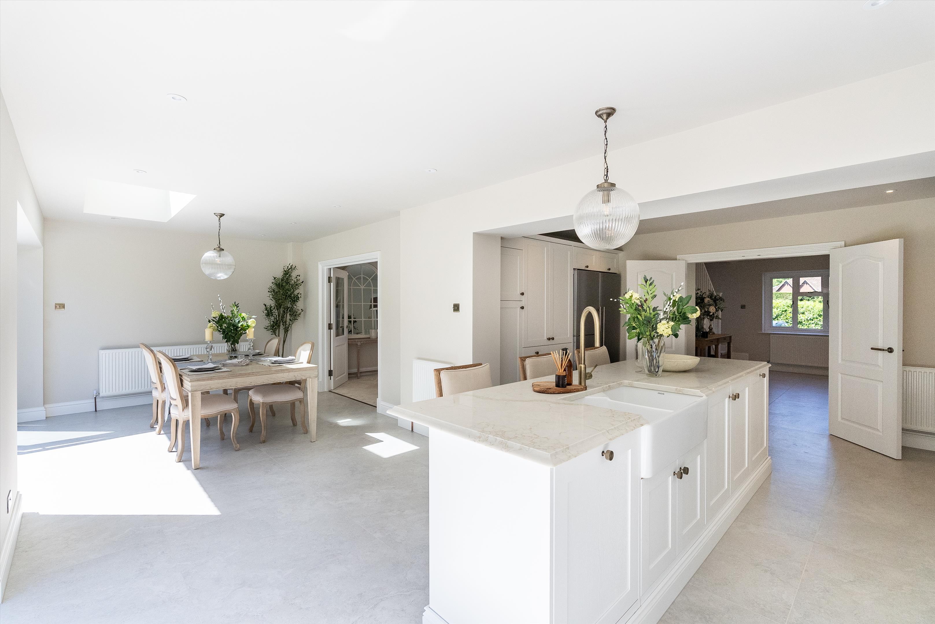 Chalk Lane, East Horsley, Leatherhead, Surrey KT24