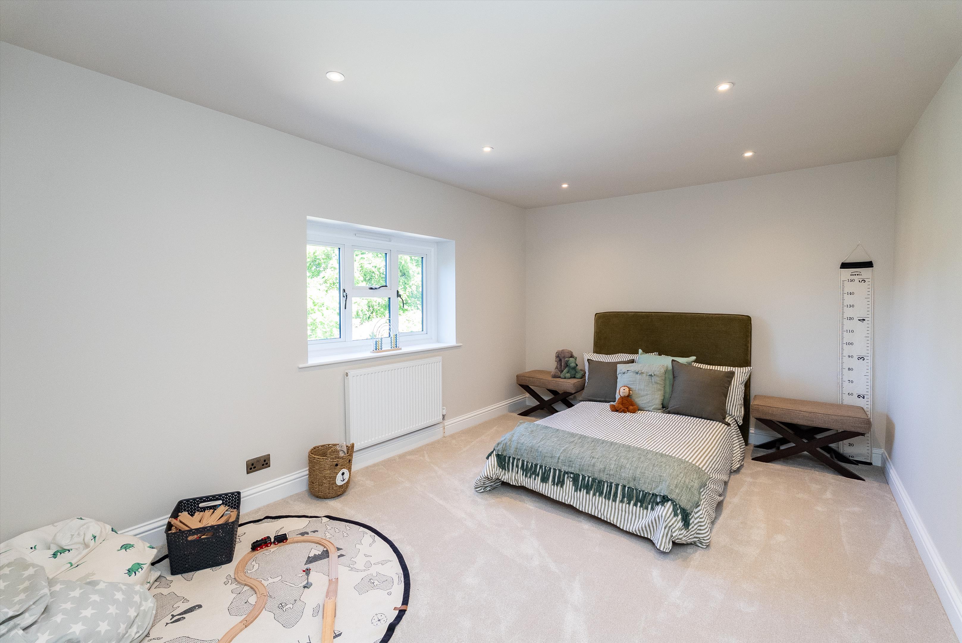 Chalk Lane, East Horsley, Leatherhead, Surrey KT24