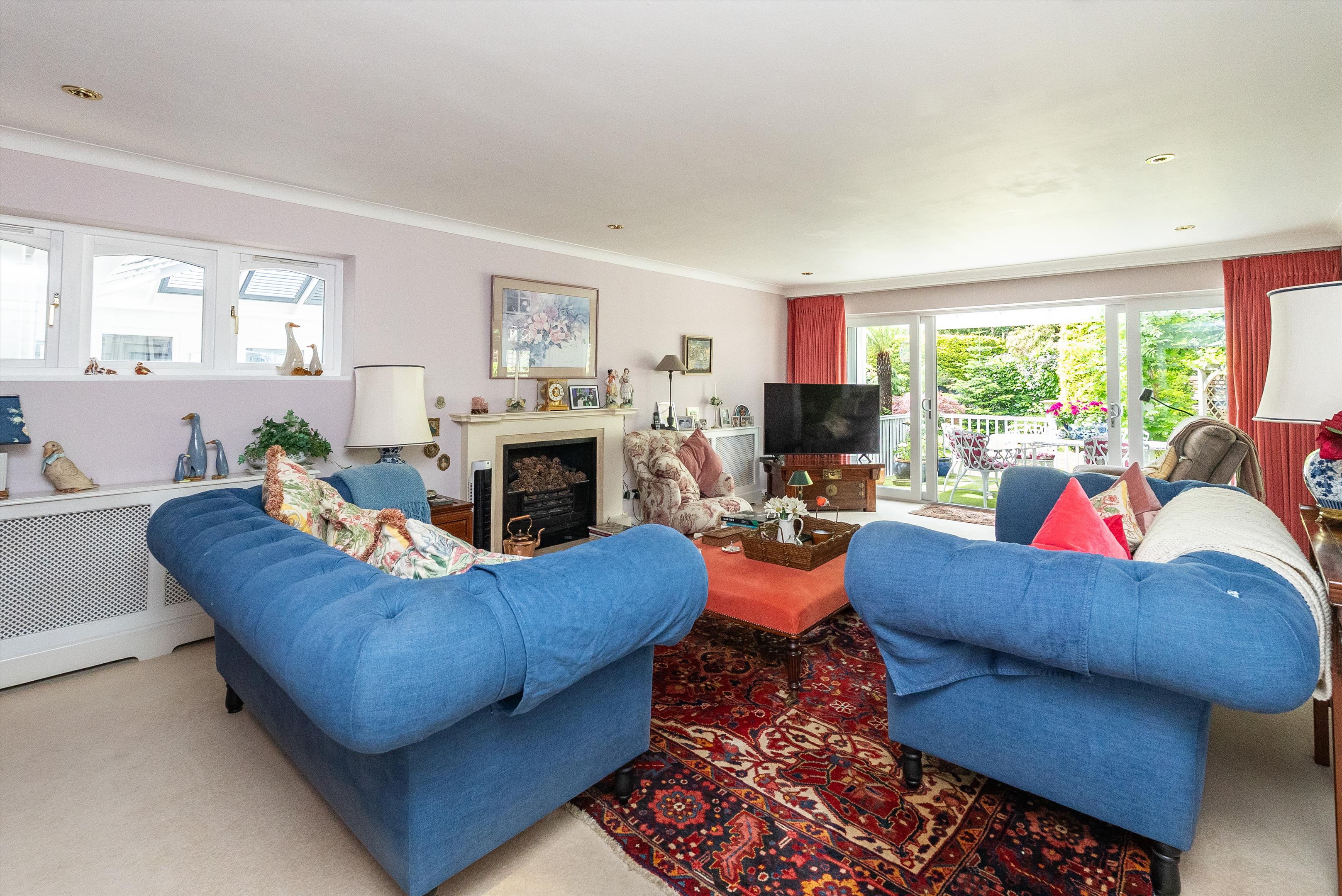 Earleswood, Cobham, Surrey KT11