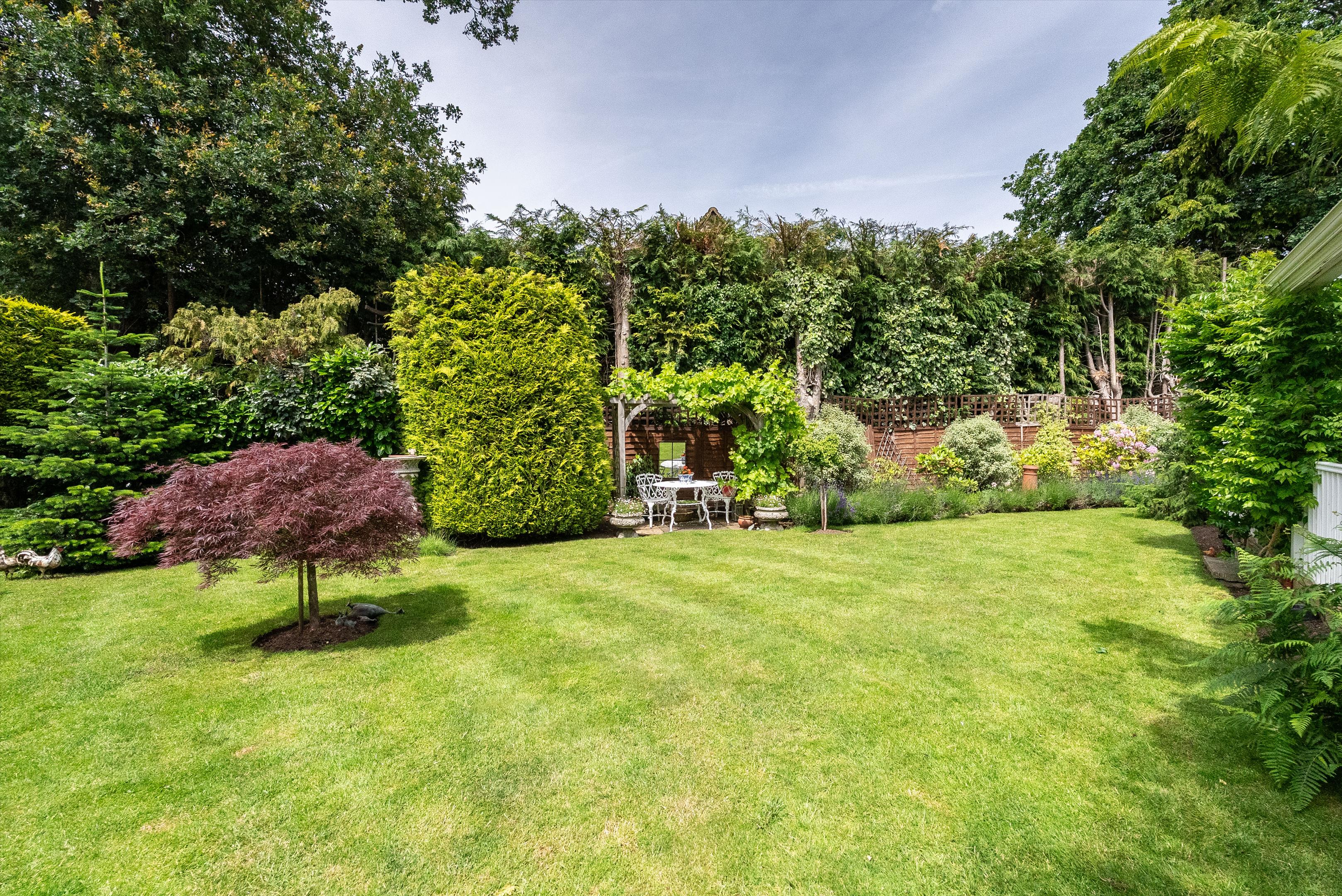 Earleswood, Cobham, Surrey KT11
