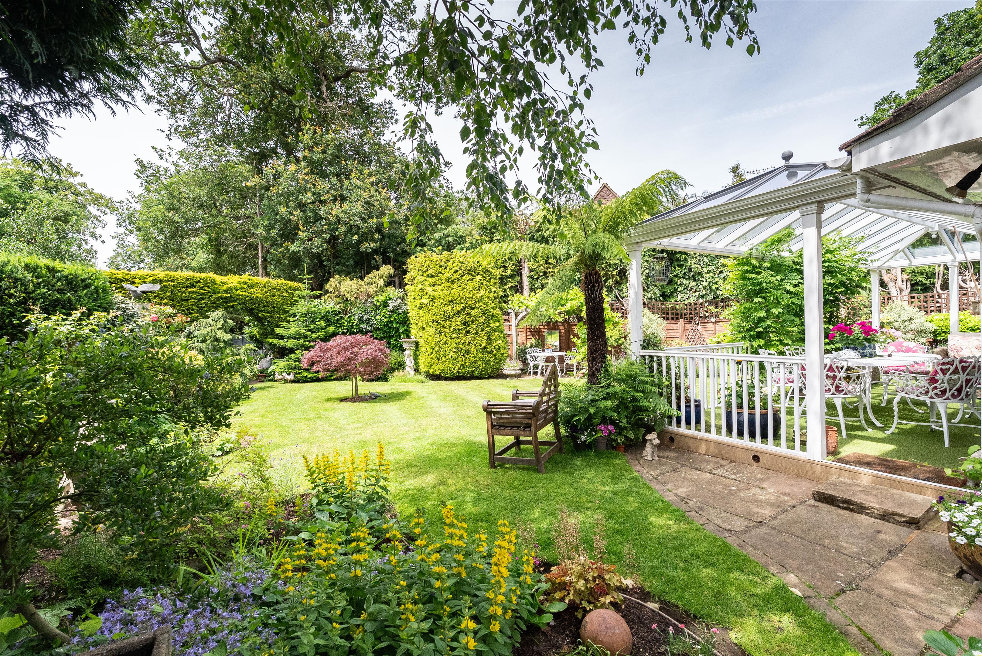 Earleswood, Cobham, Surrey KT11