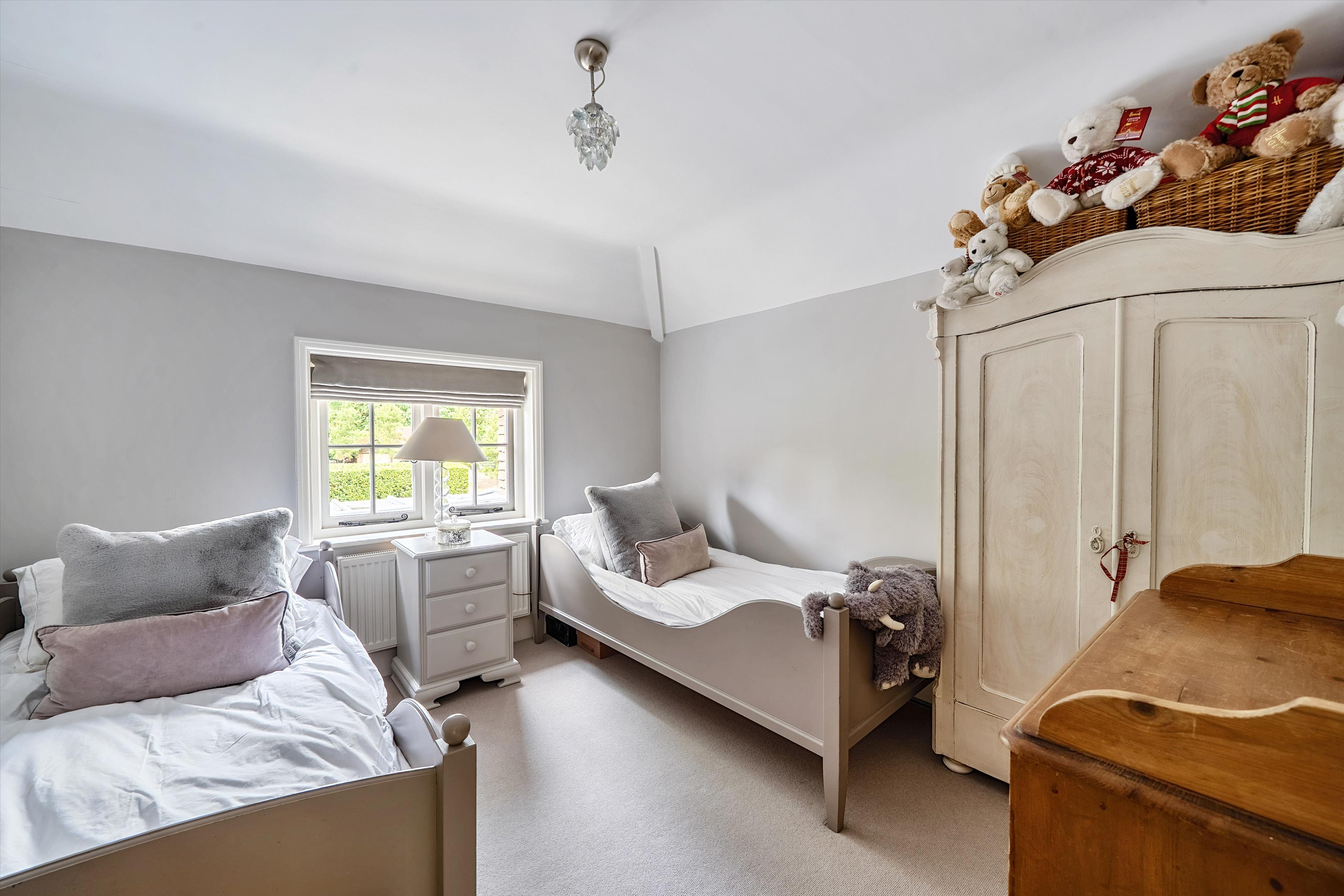 Ockham Road South, East Horsley, Surrey KT24